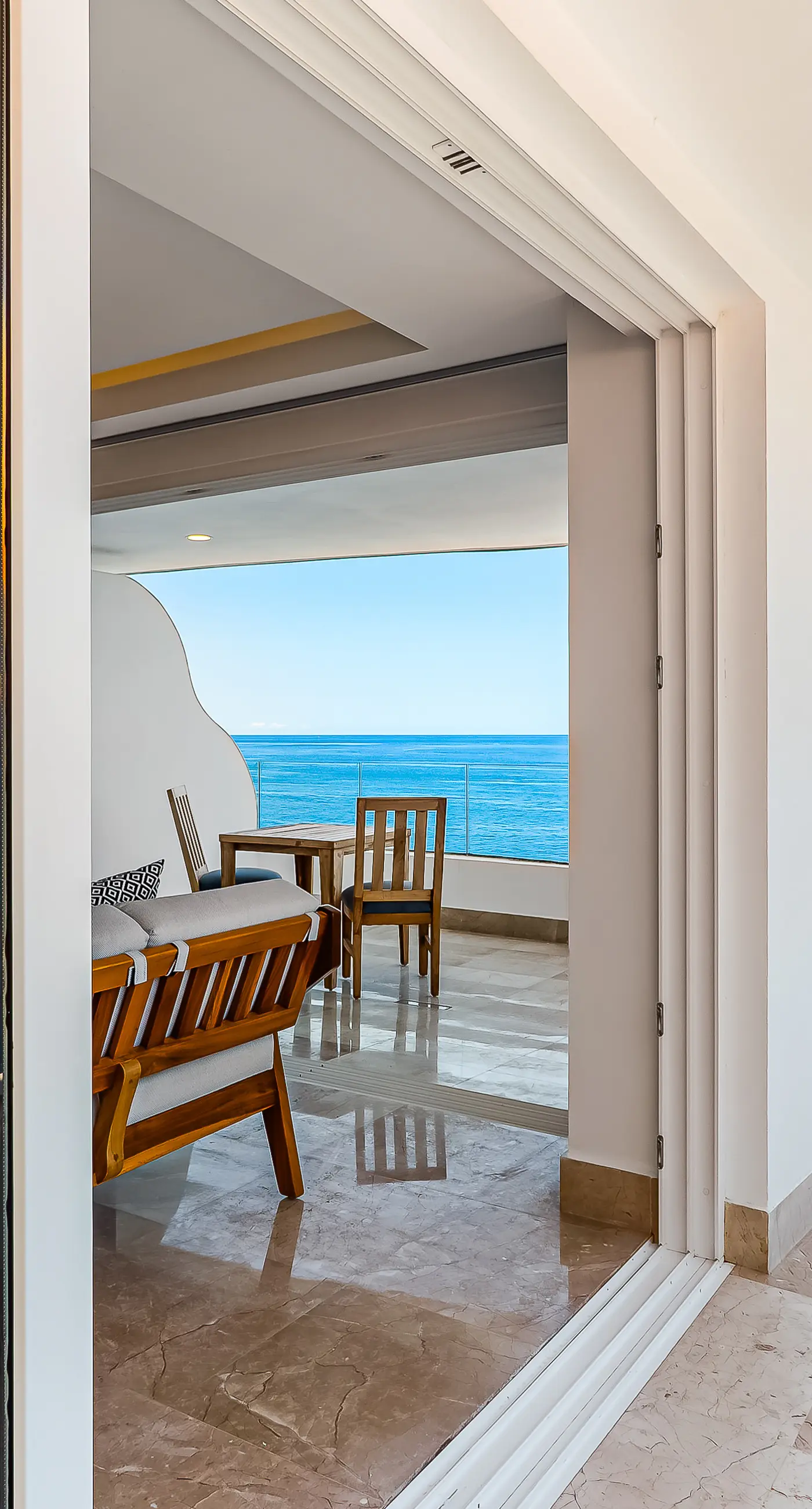 Blue Horizon 601 at Residences