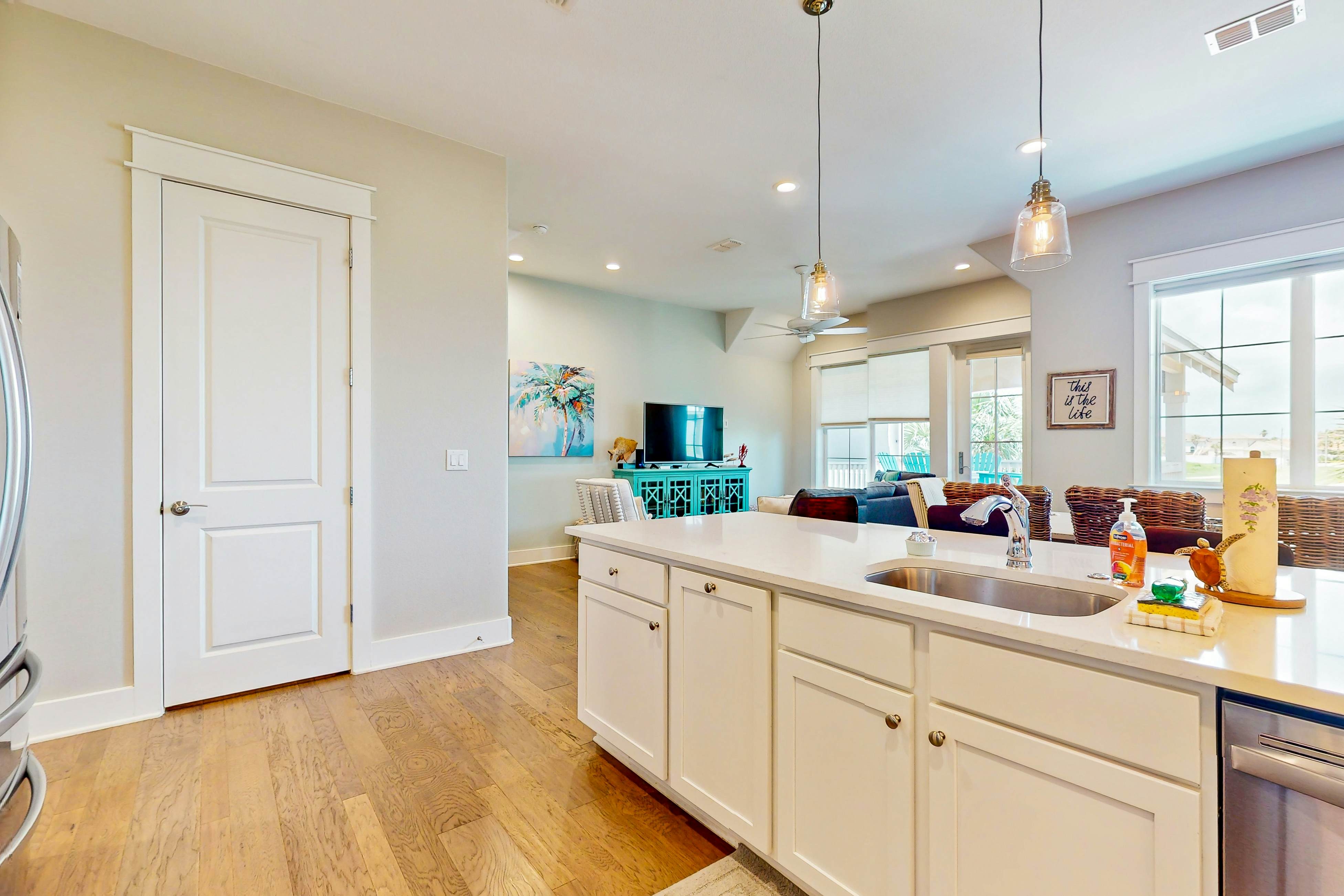 Parrots Cove at Palmilla Beach