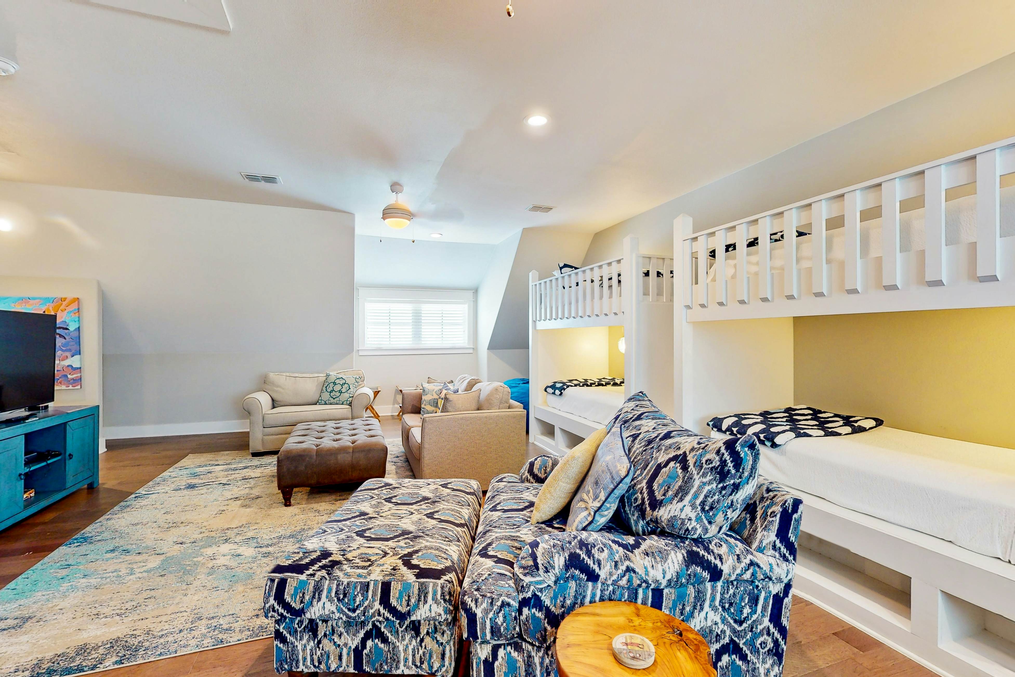 Parrots Cove at Palmilla Beach