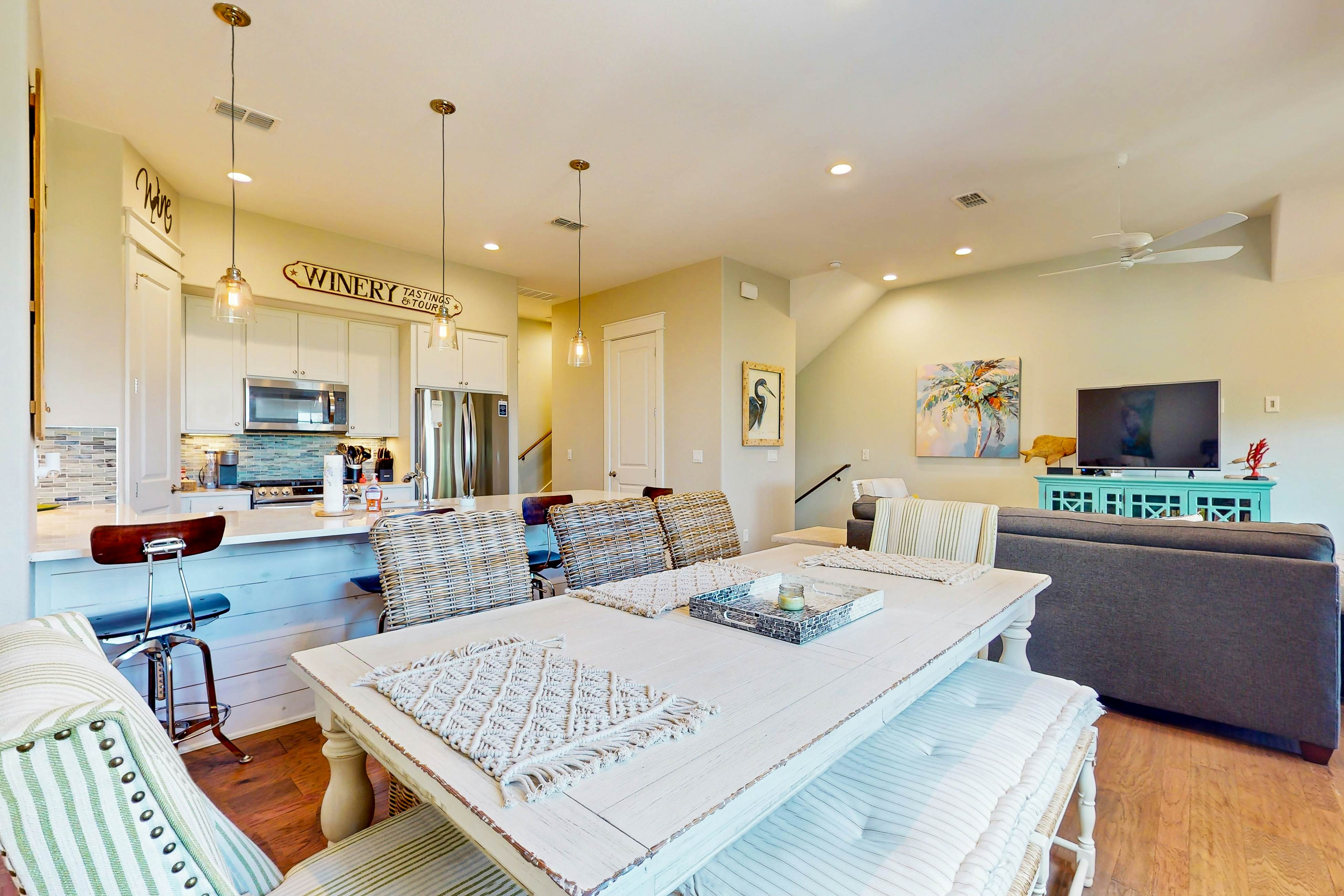 Parrots Cove at Palmilla Beach