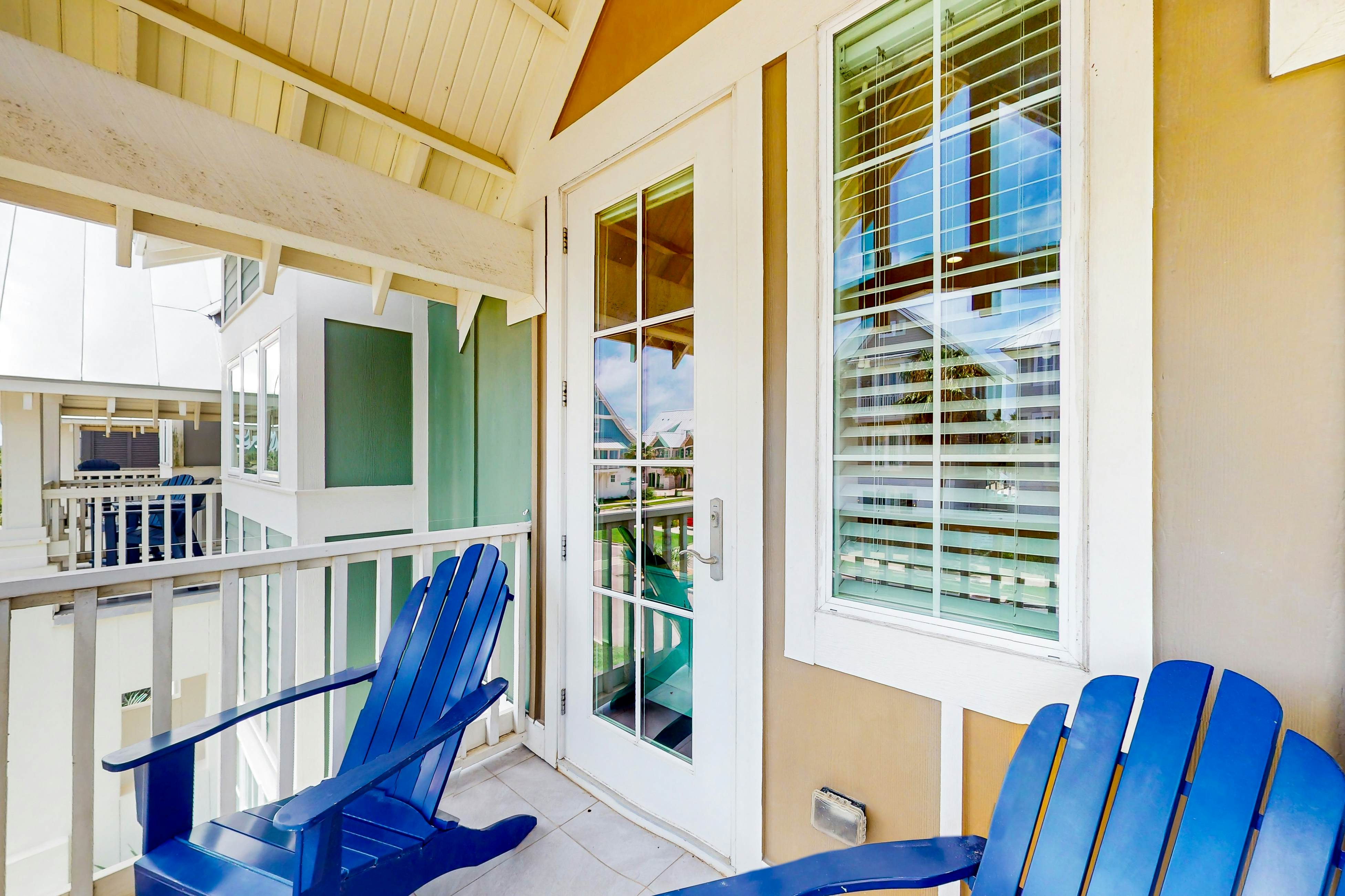 Parrots Cove at Palmilla Beach