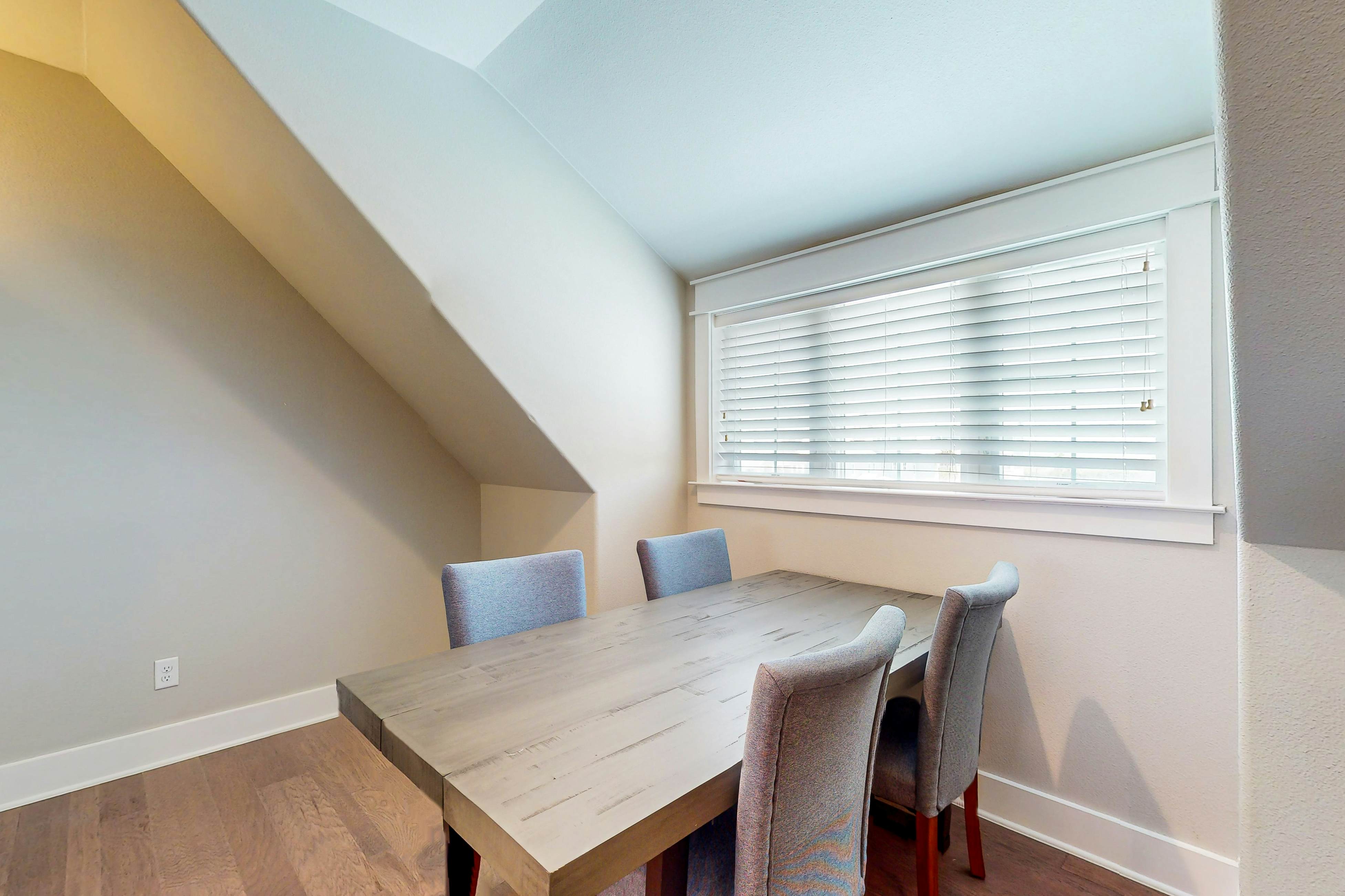 Parrots Cove at Palmilla Beach