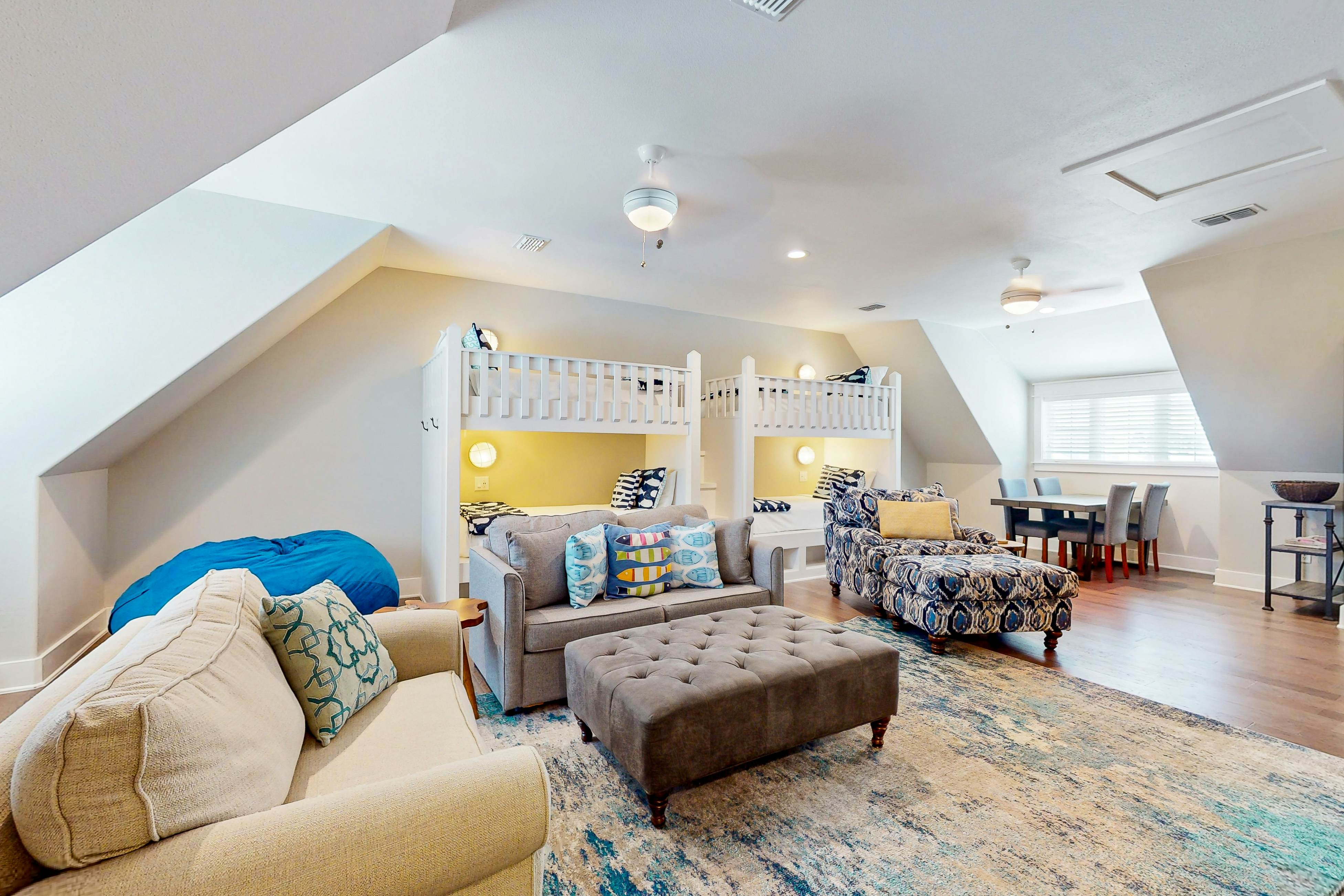 Parrots Cove at Palmilla Beach