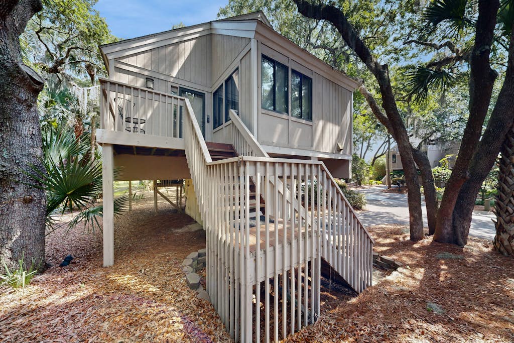 Comfy Golf View Cottage with WiFi, a Shared Pool, Central AC, Private Washer/Dryer — Seabrook Island, SC — vacation rental