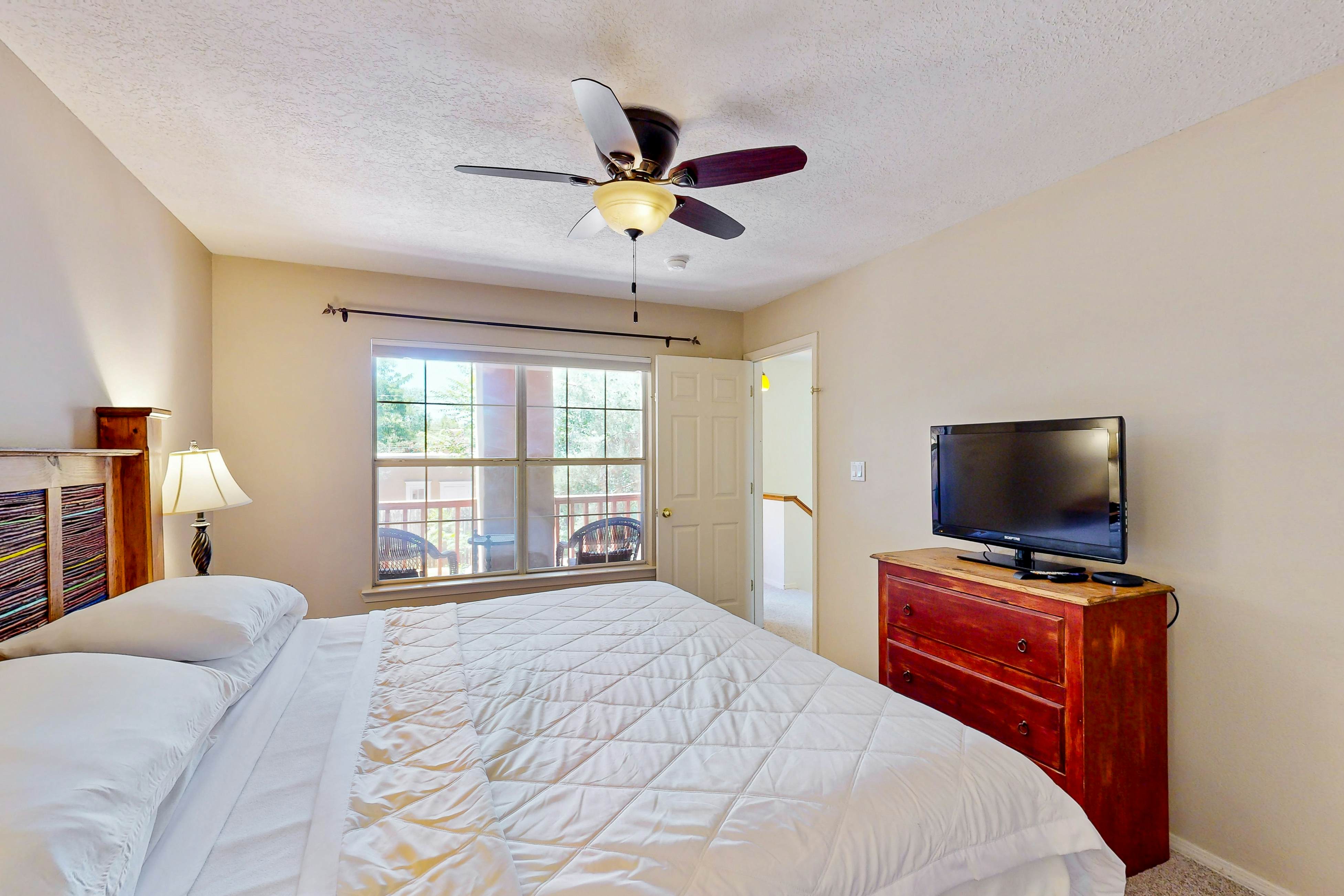 Closson Charmer Apt 2