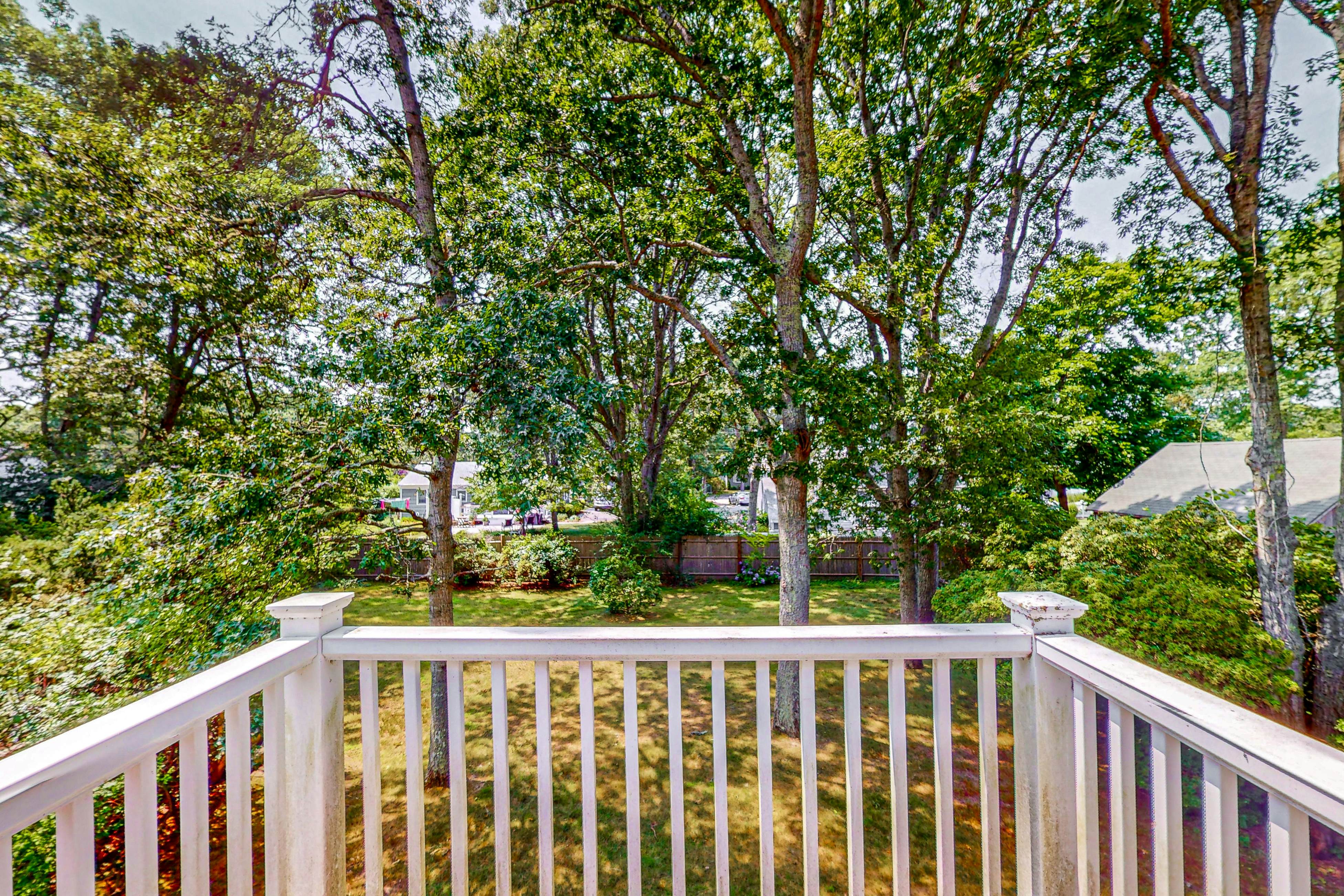 Falmouth Beachtown Getaway 