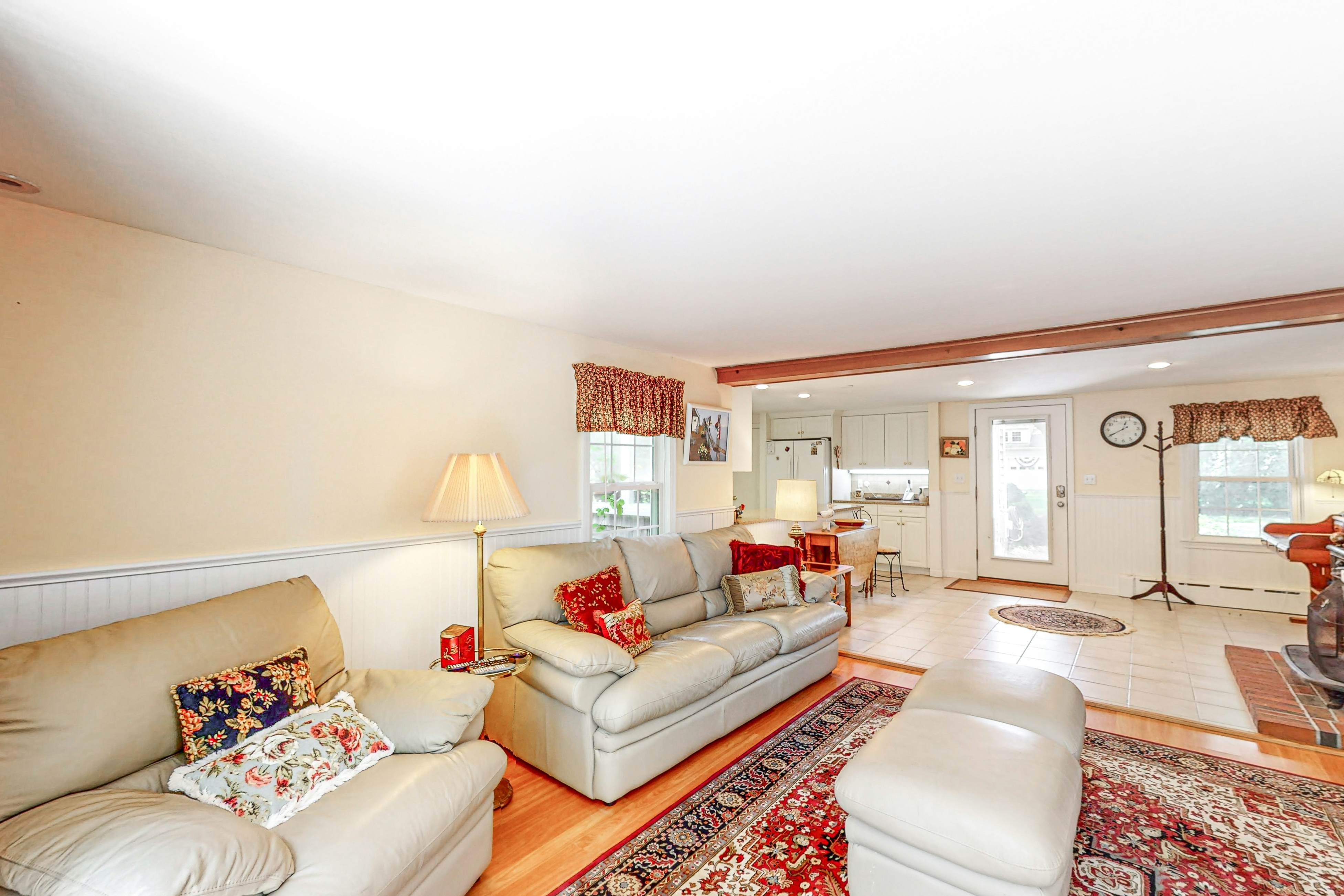 Falmouth Beachtown Getaway 