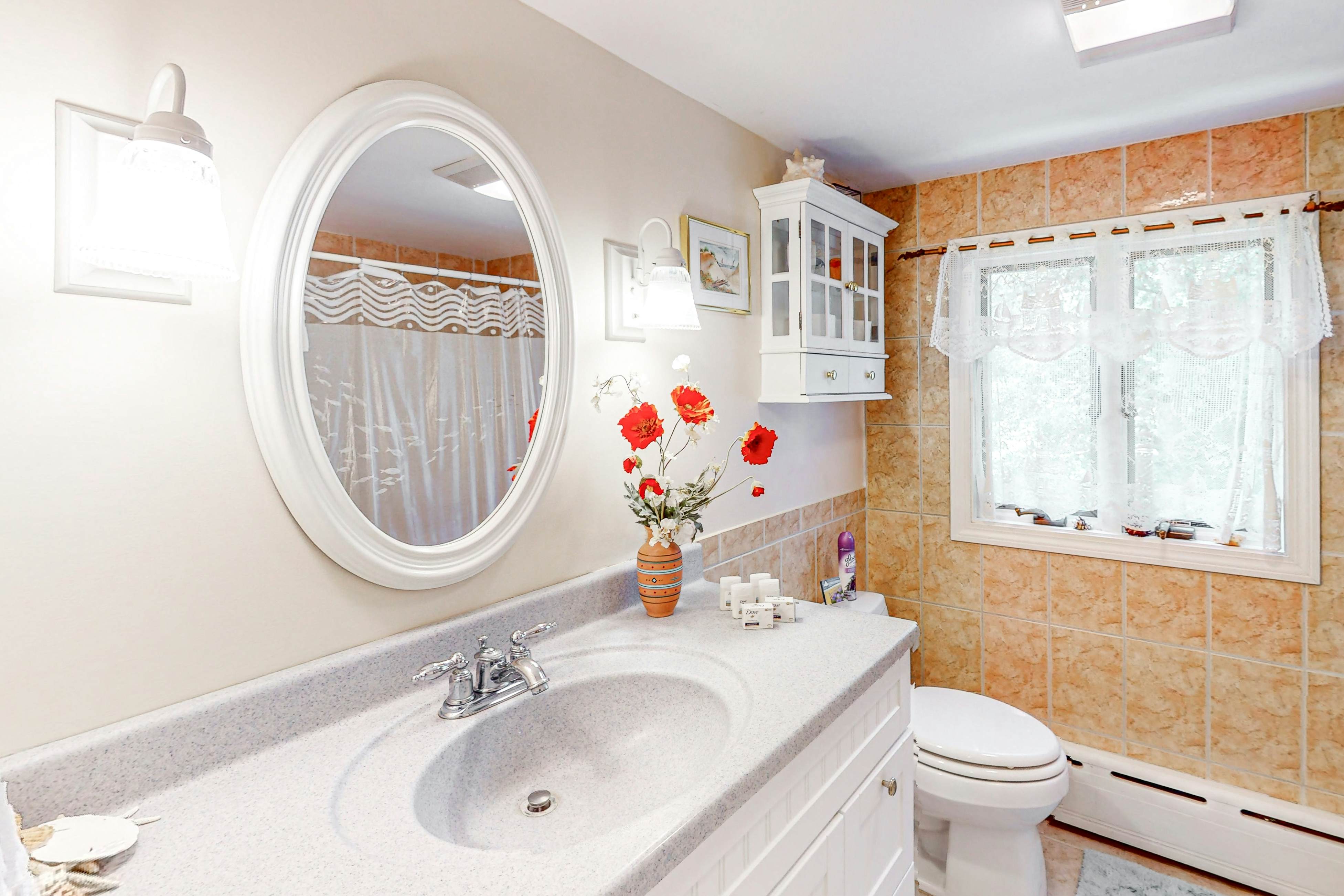 Falmouth Beachtown Getaway 