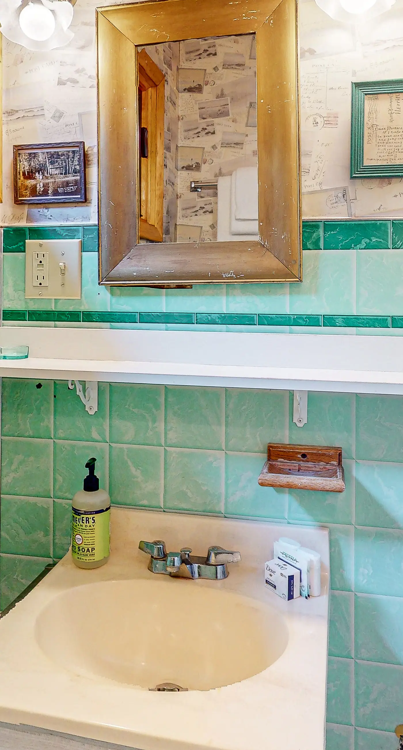 Two Sisters Lakeside