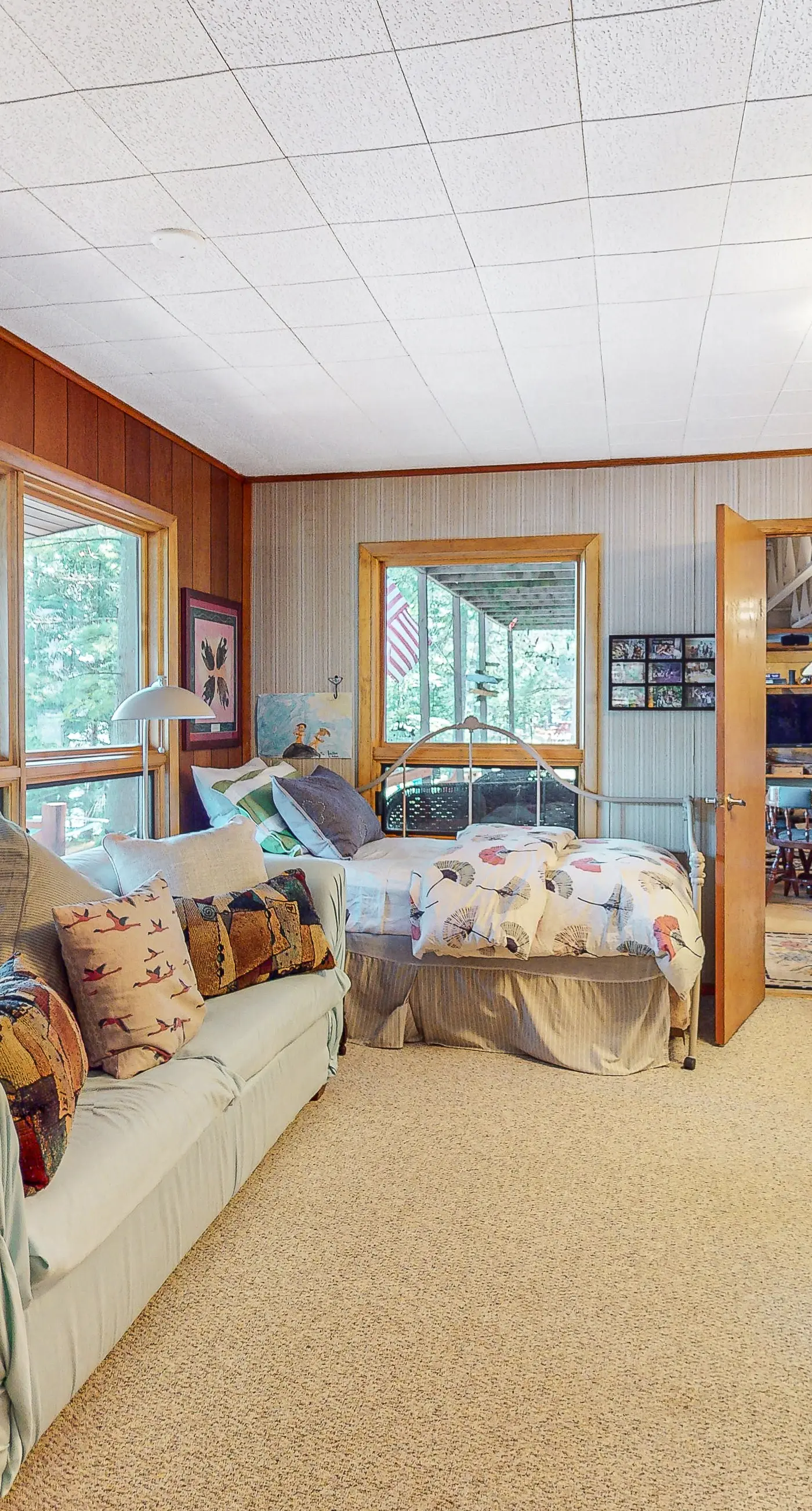 Two Sisters Lakeside