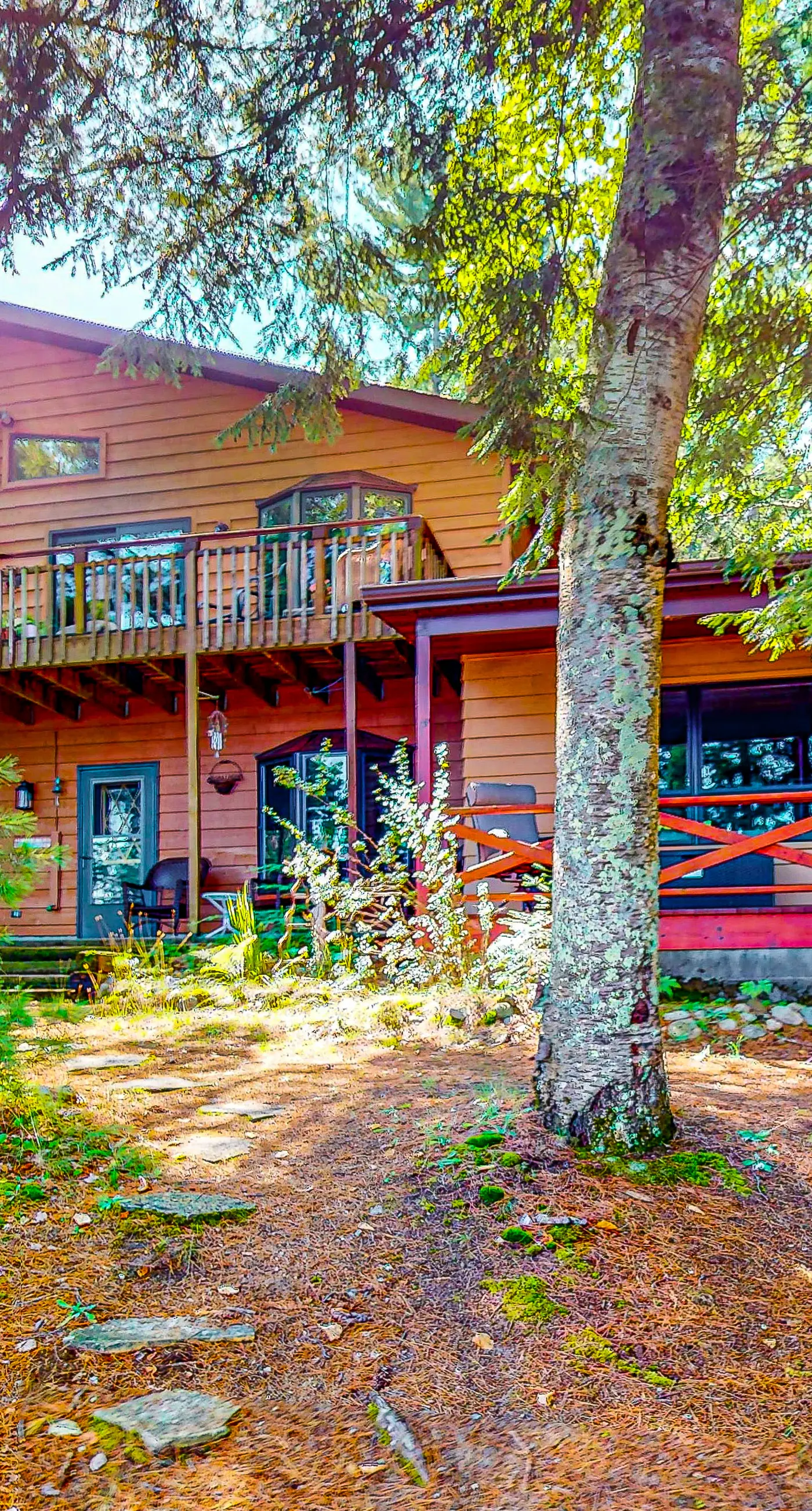 Two Sisters Lakeside