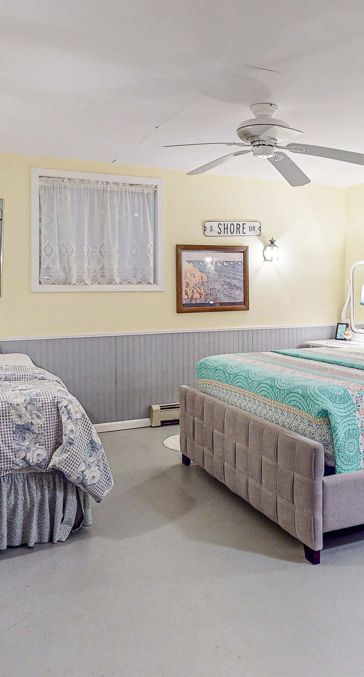 Two Sisters Lakeside