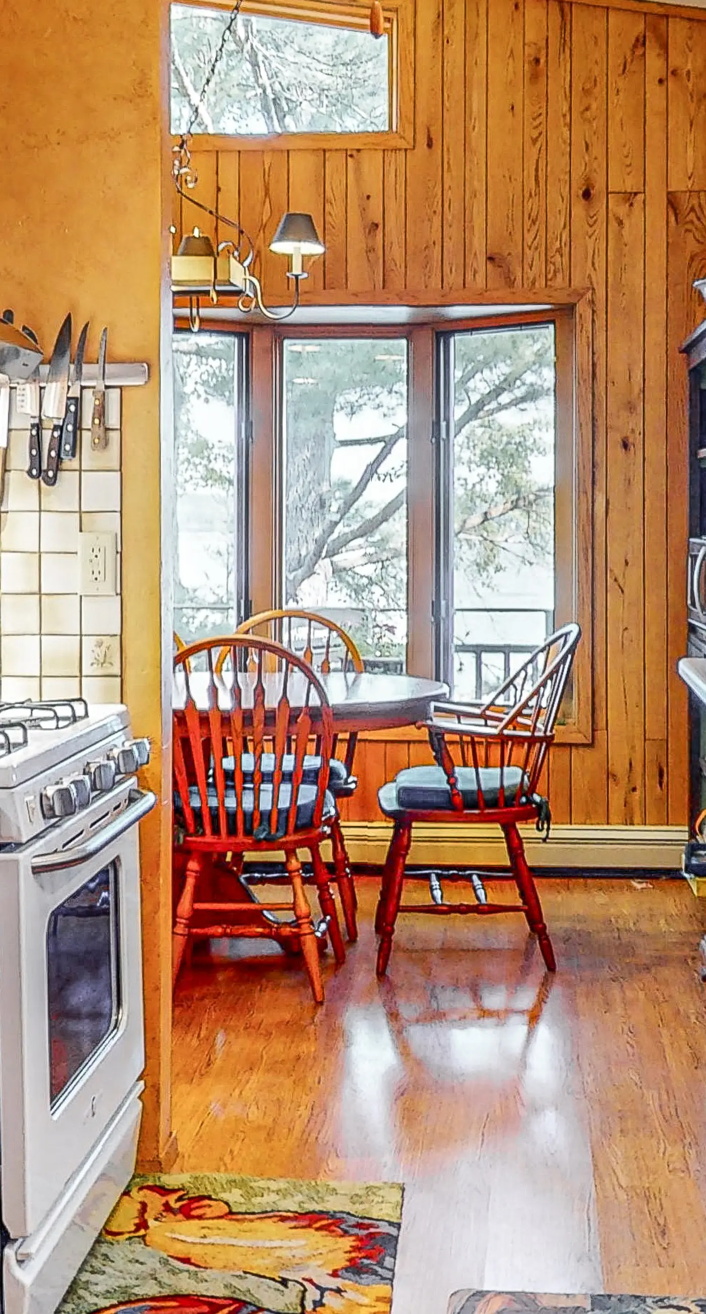 Two Sisters Lakeside