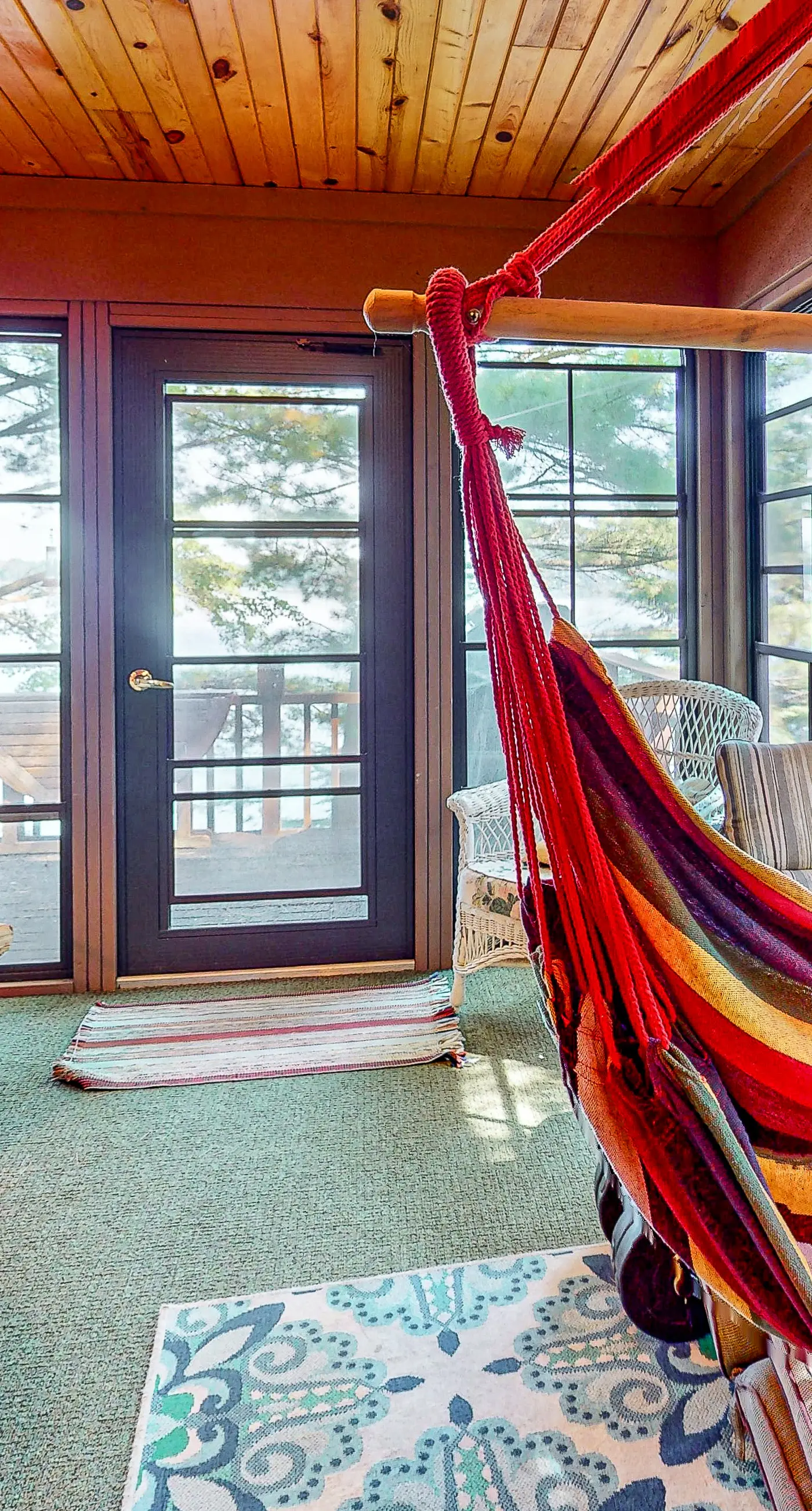 Two Sisters Lakeside