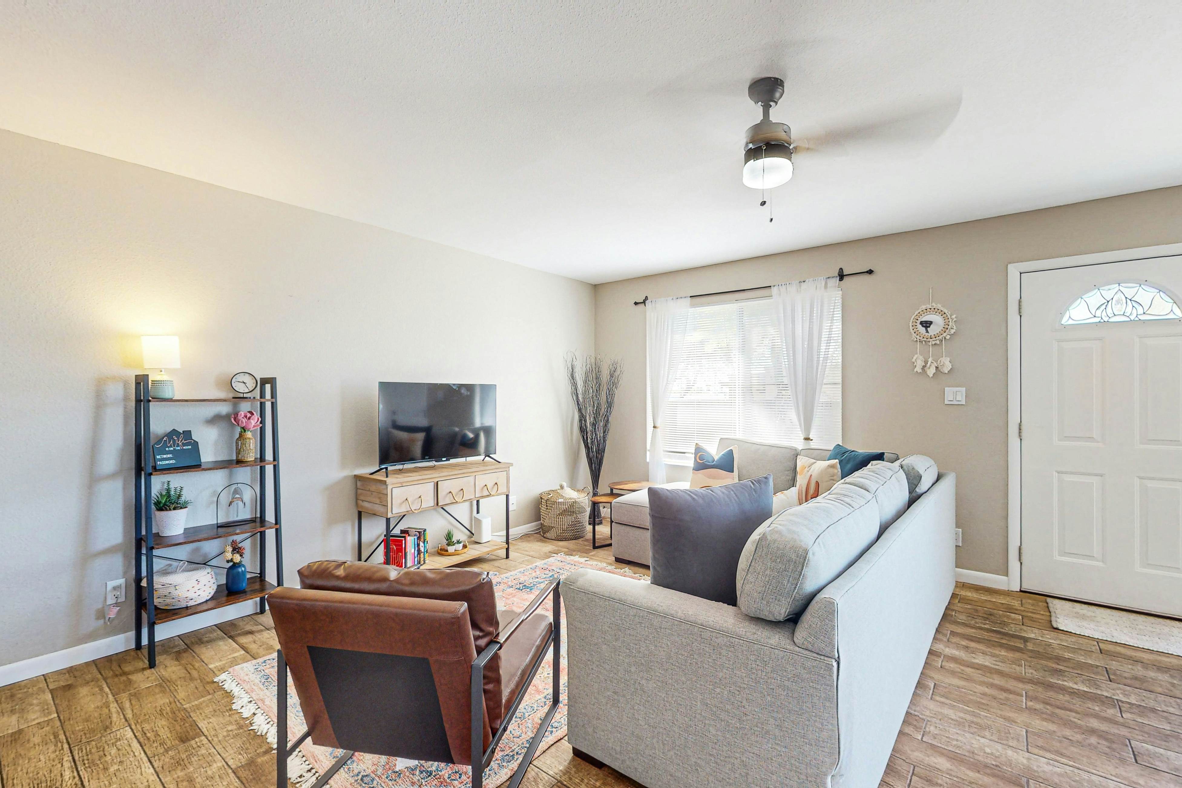 Fun in the Fountain Hills Sun