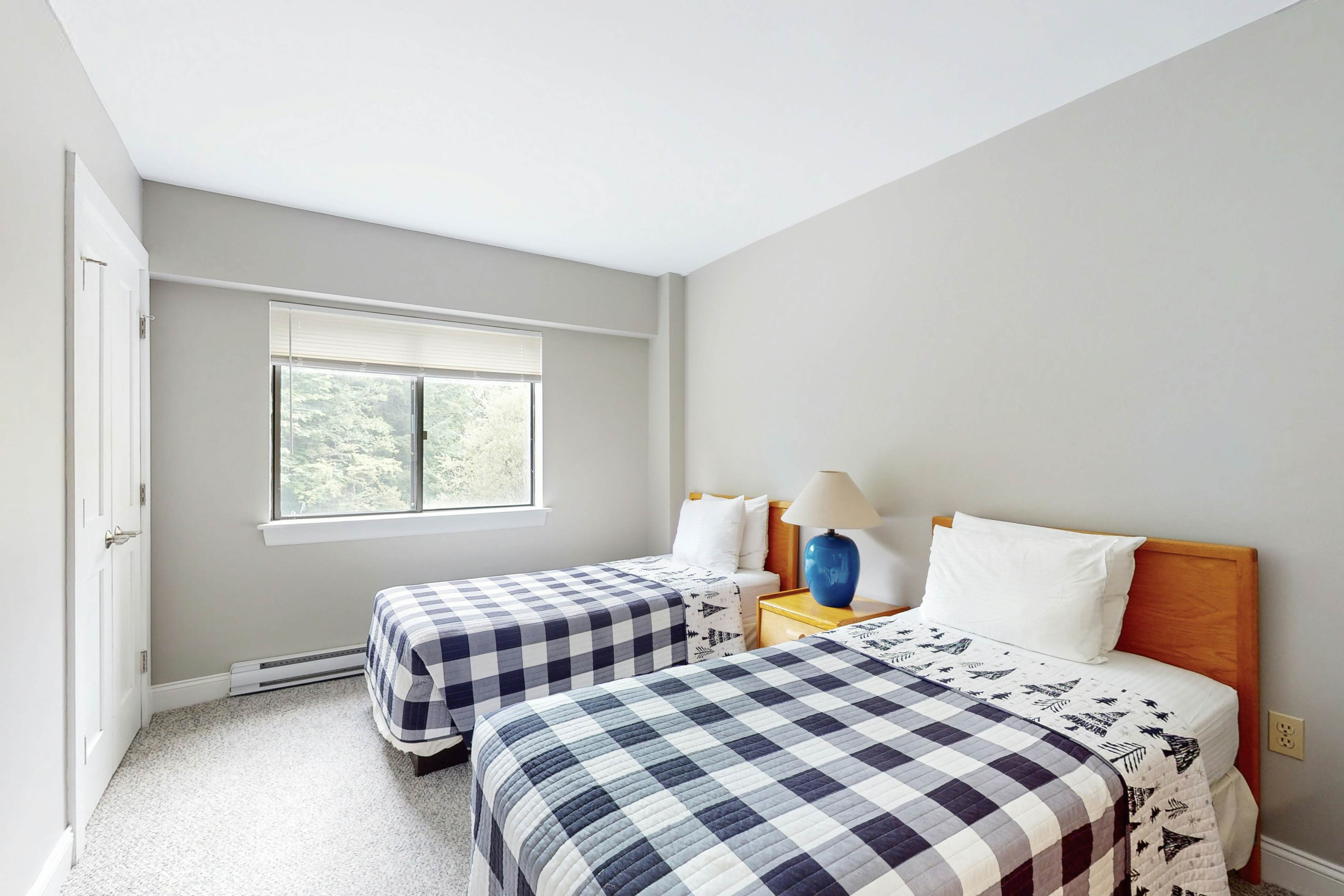 Mountain Green - 1B2