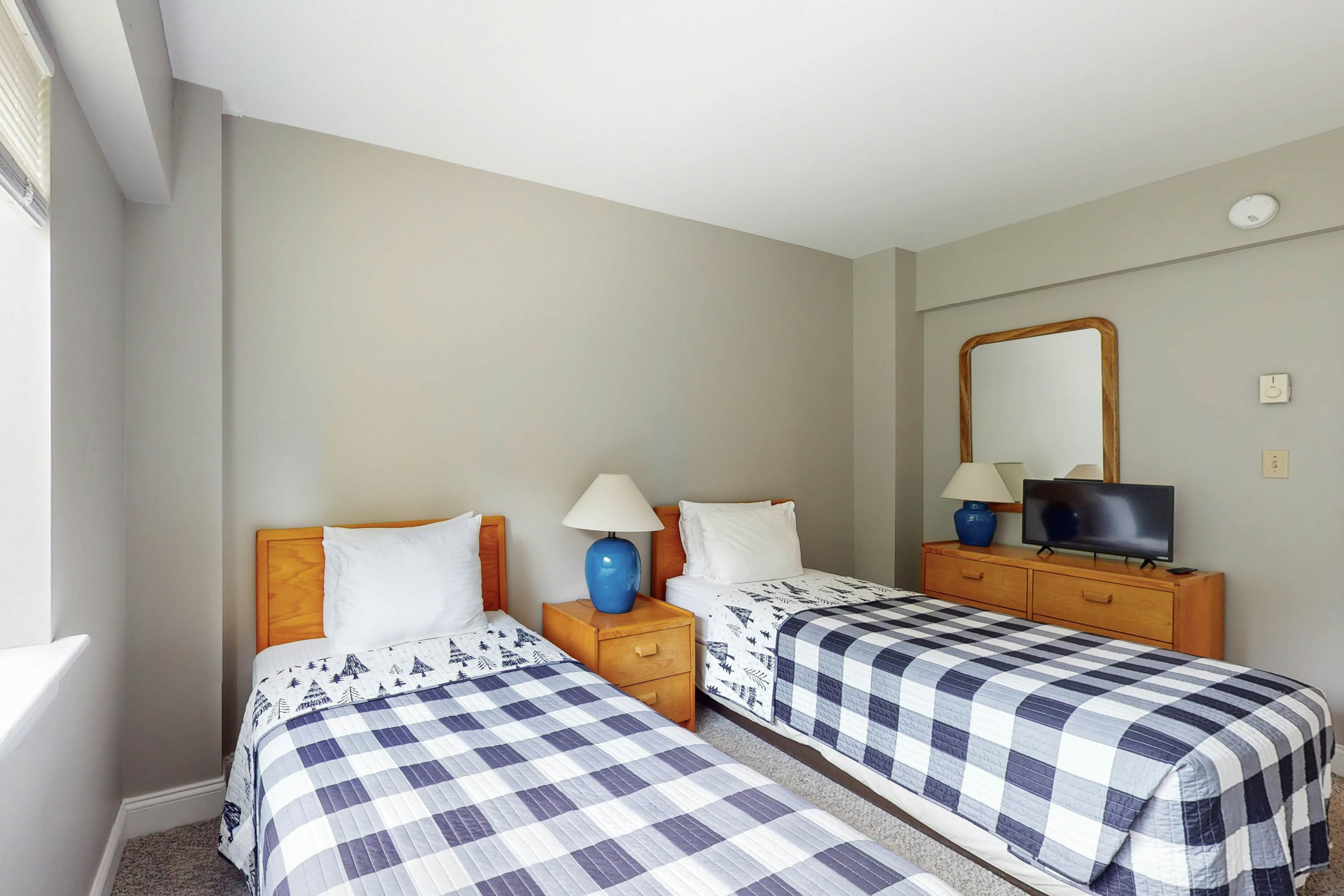 Mountain Green - 1B2