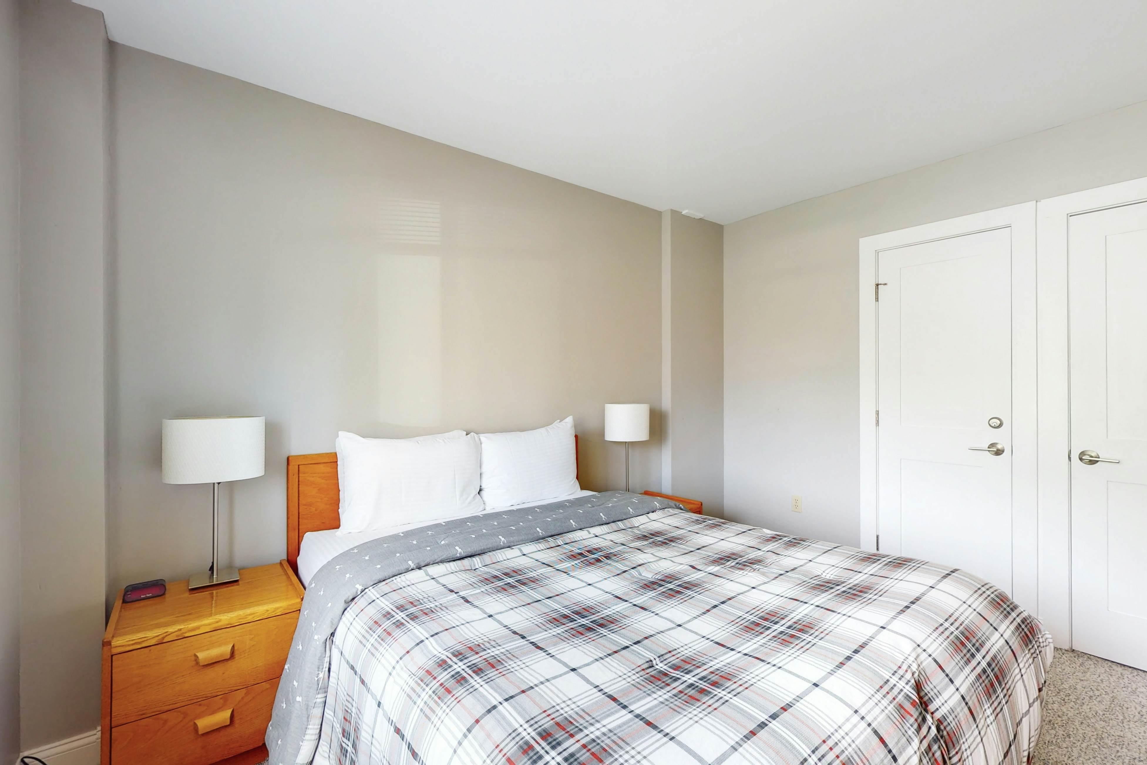 Mountain Green - 1B2