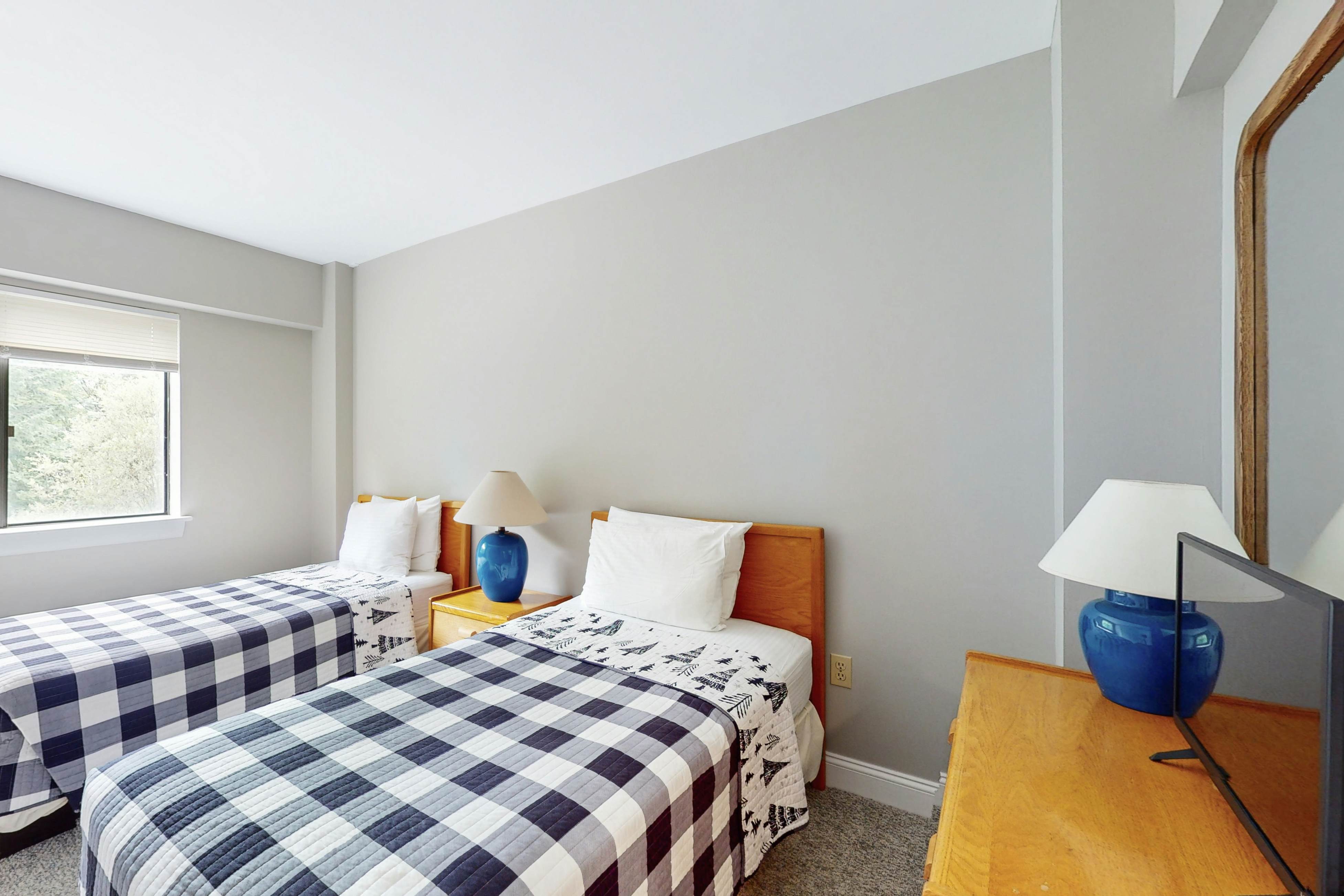 Mountain Green - 1B2