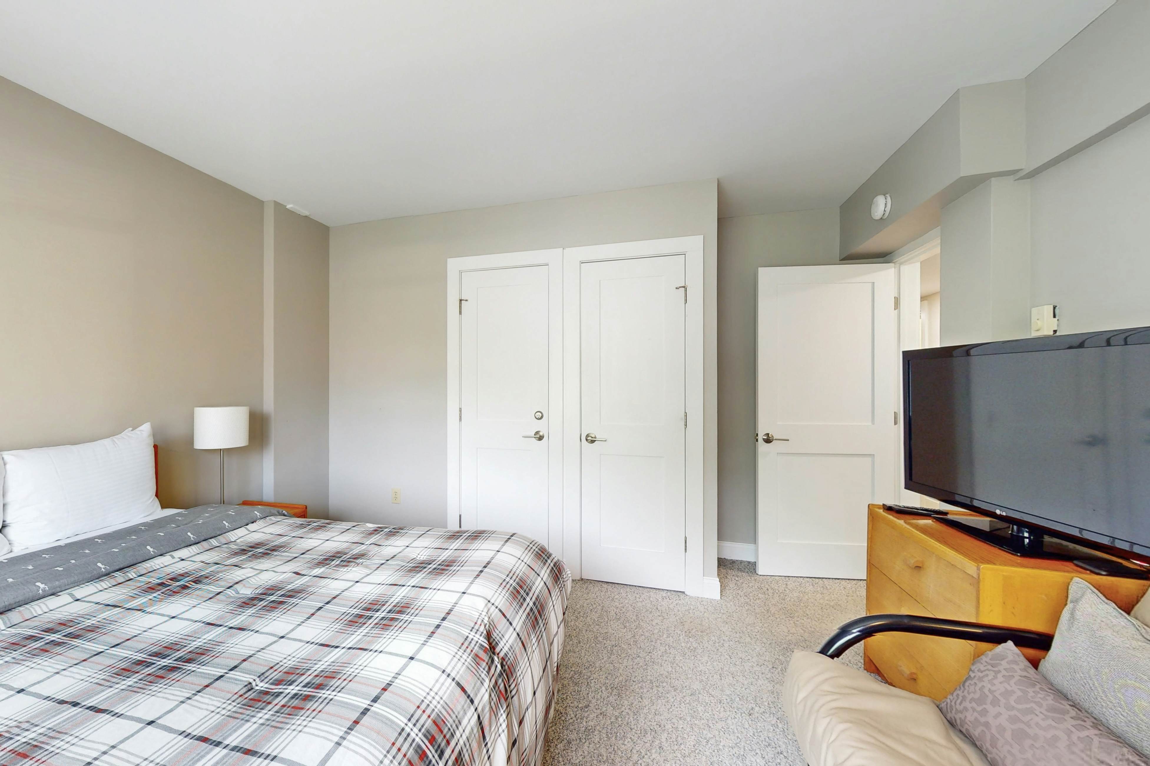 Mountain Green - 1B2