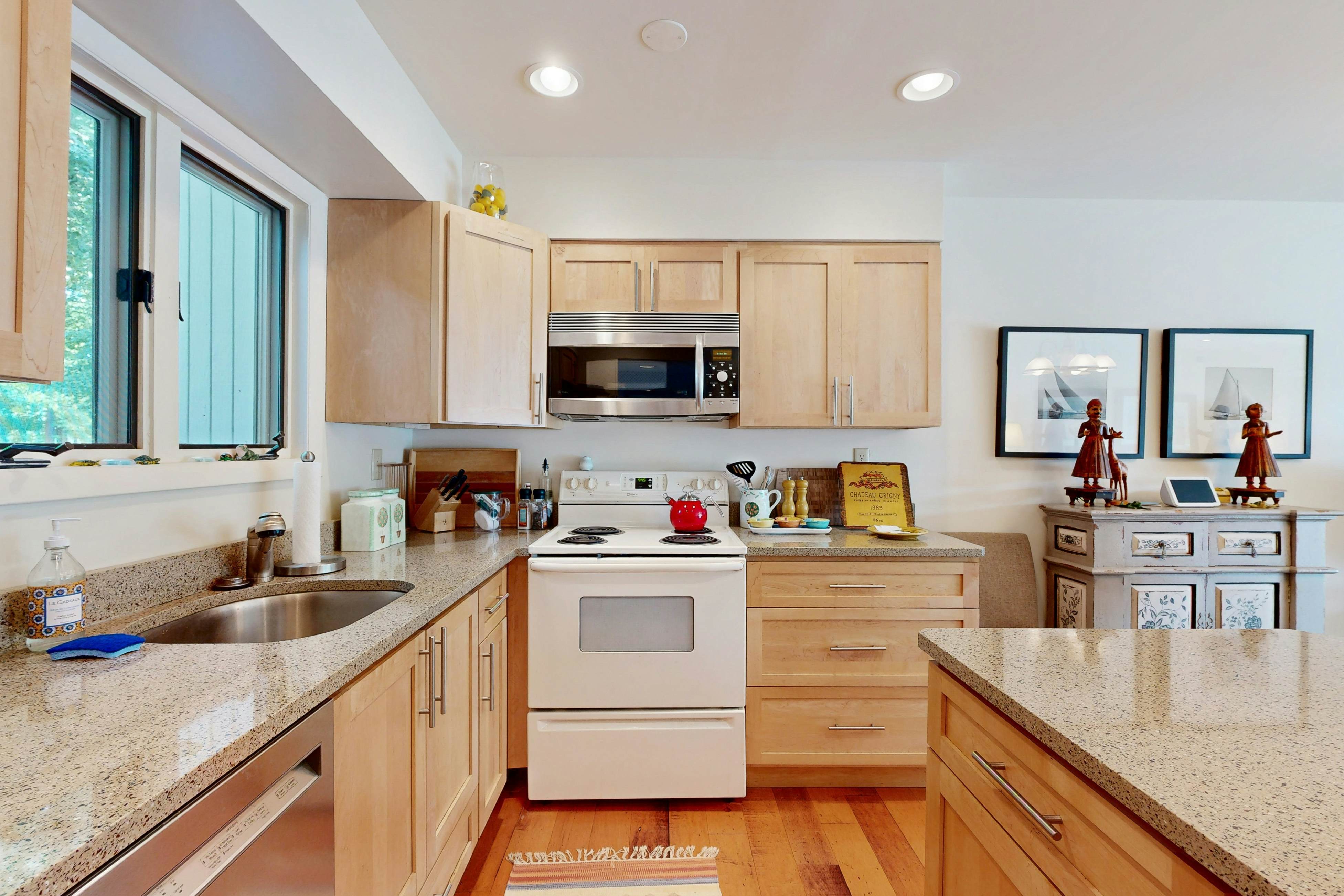 Sea Colony --- 33577 West Lake View, Unit 1004B