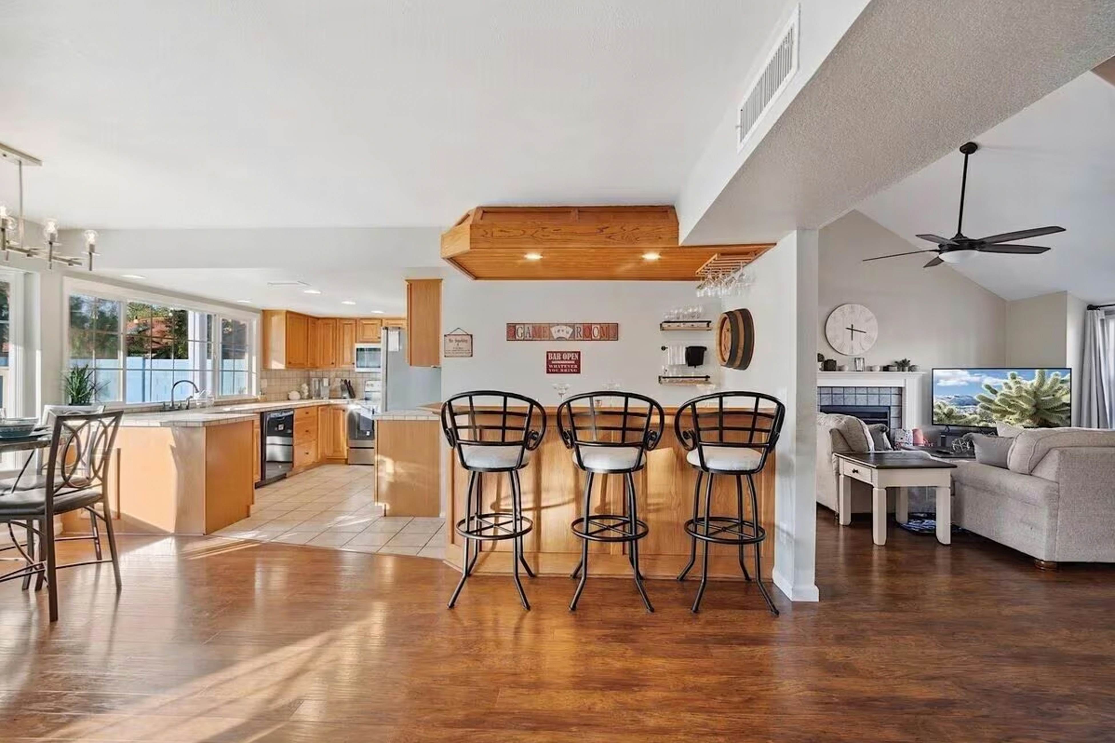 Chandler Chic Retreat