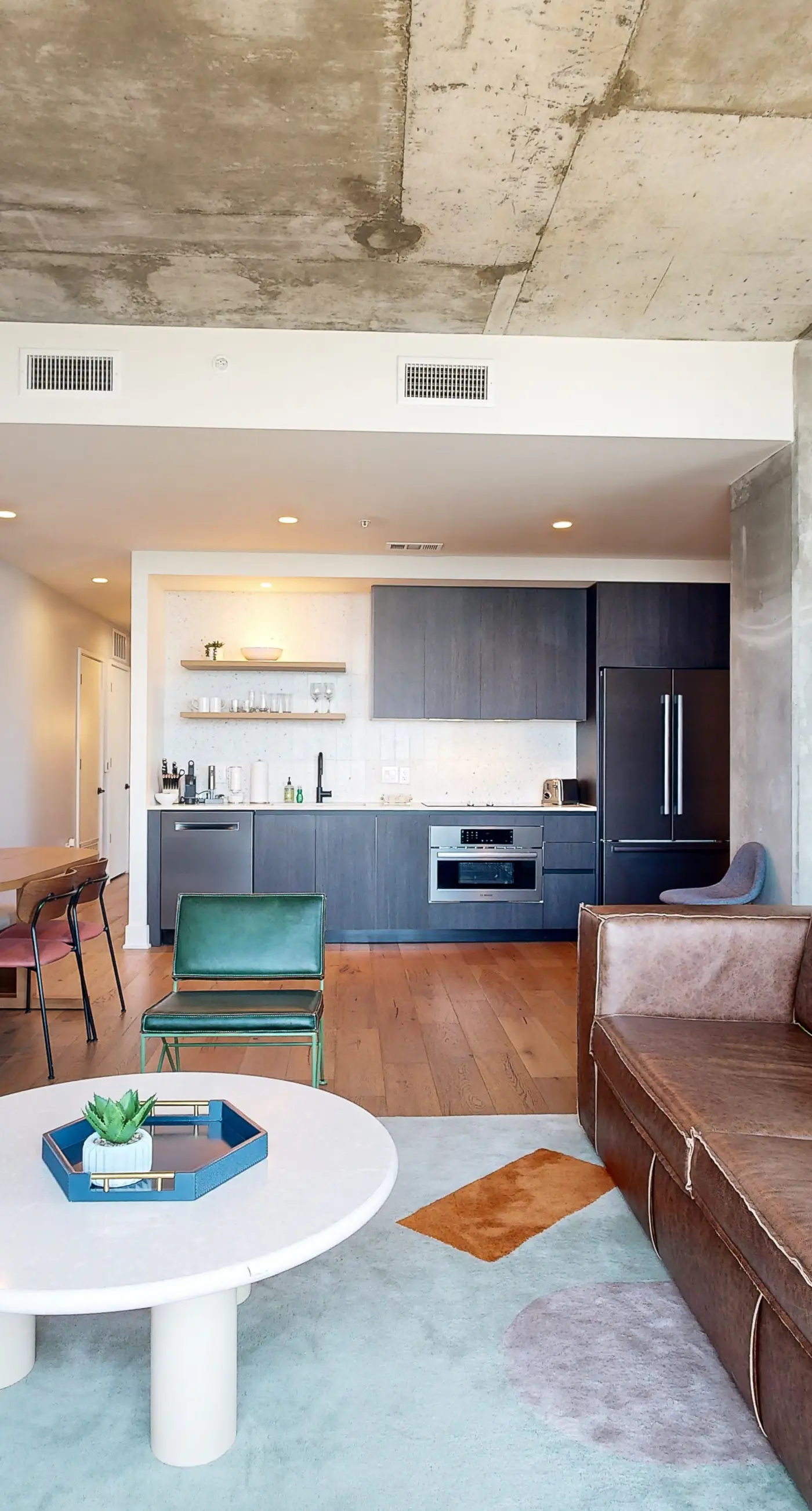 Natiivo Austin Horizons