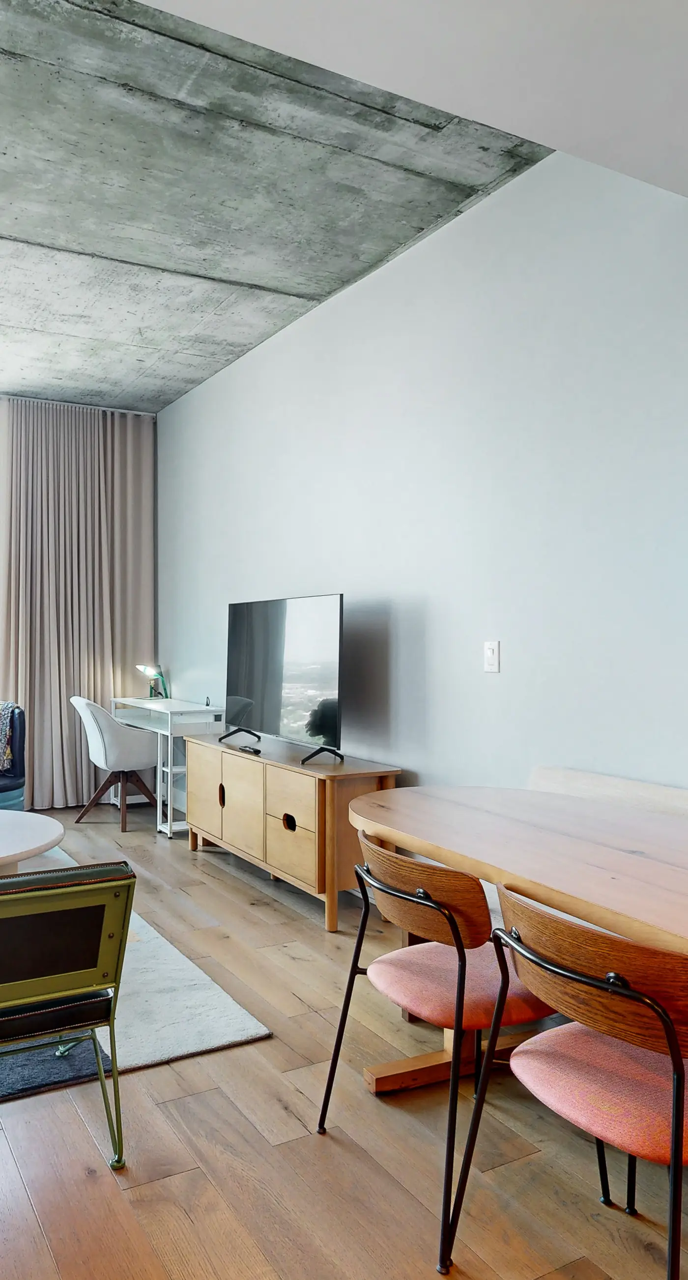 Natiivo Austin Horizons