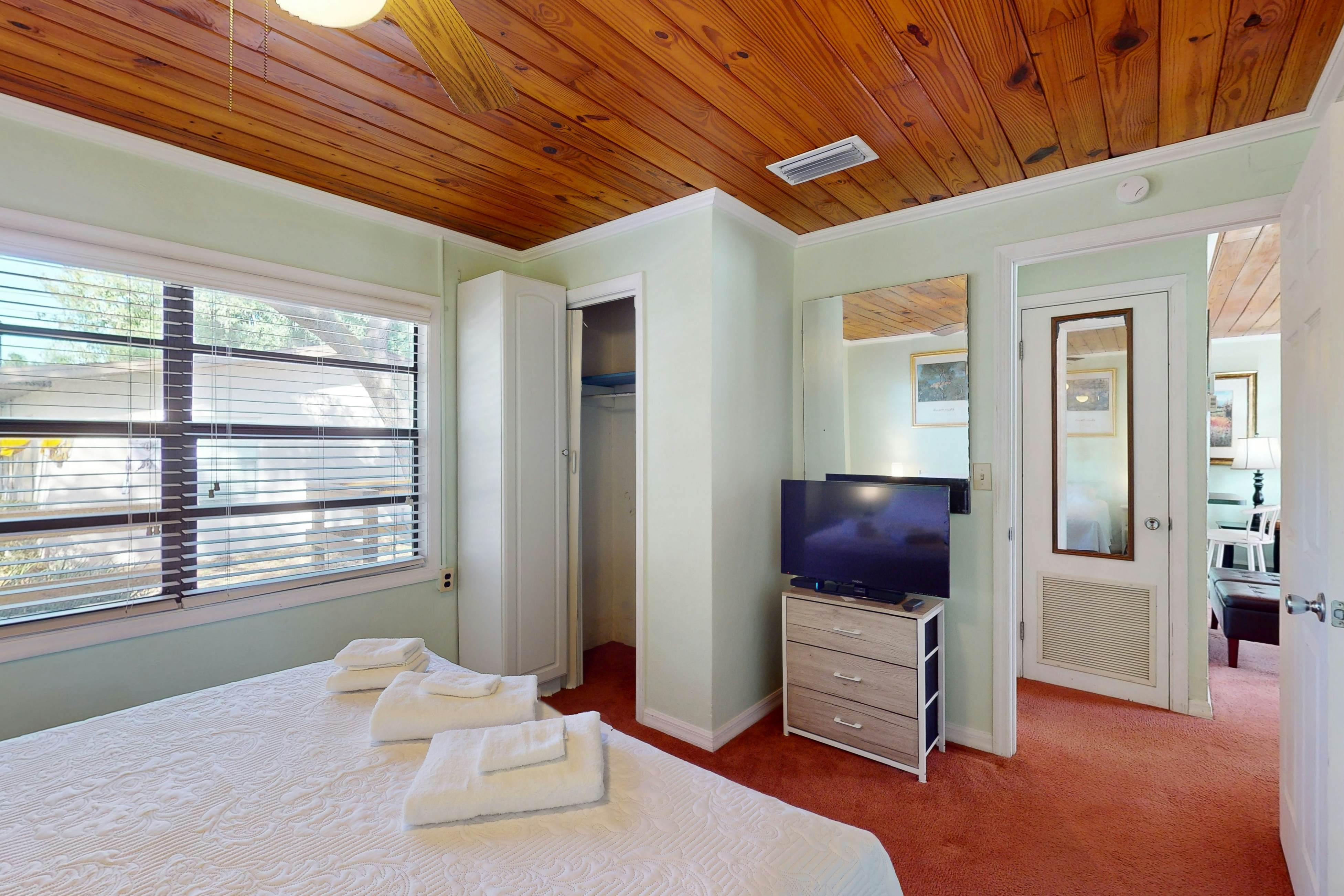 Lake June Resort #10