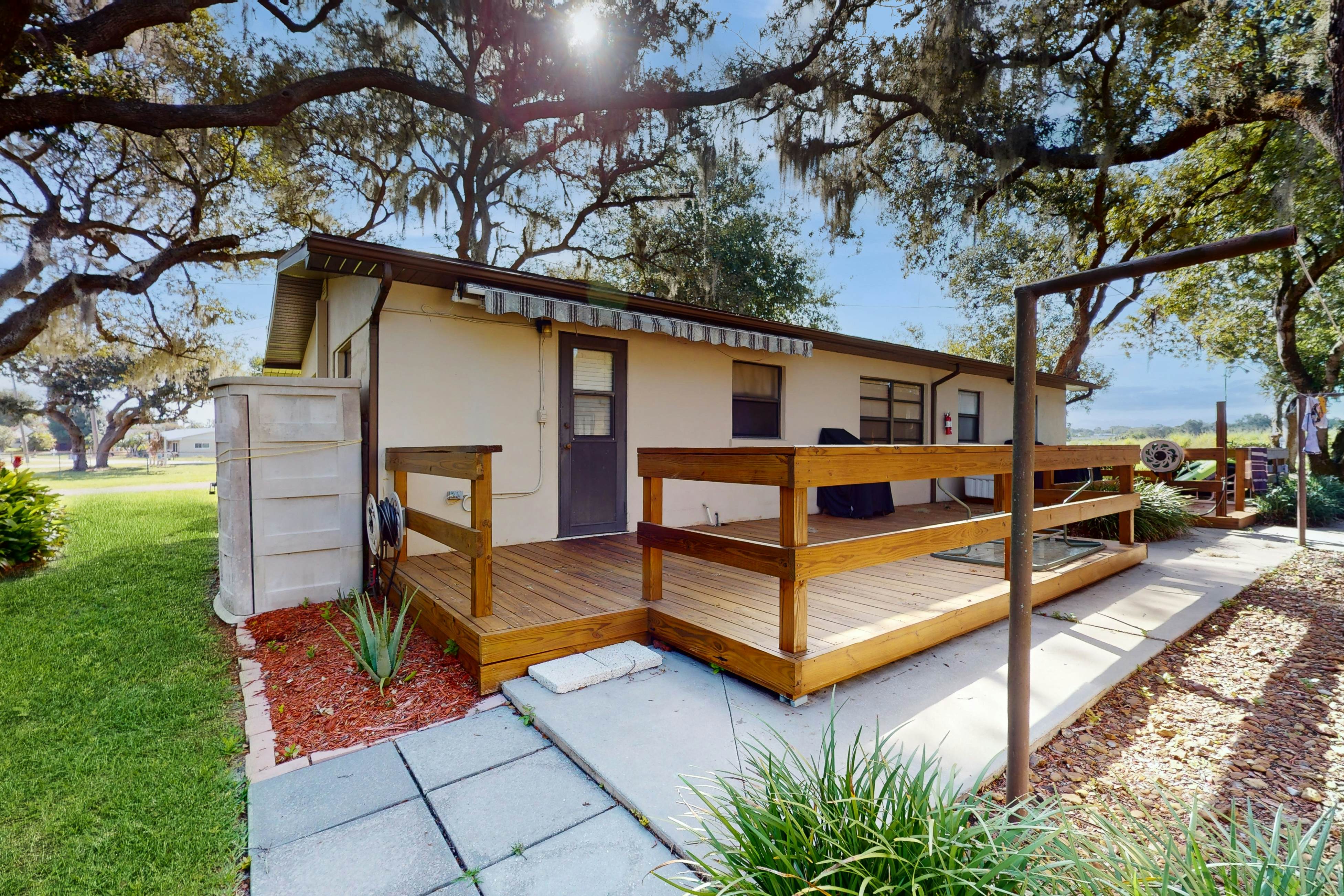 Lake June Resort #10