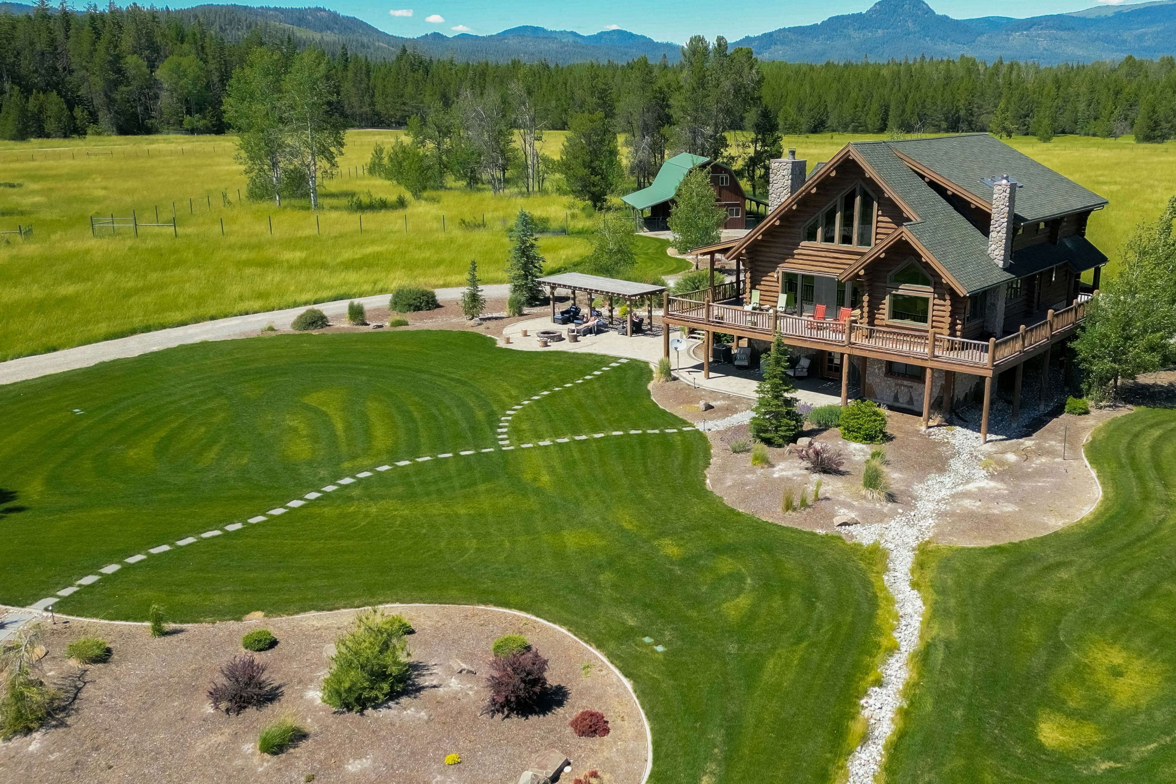 Waterfront Ranch on Pend Oreille