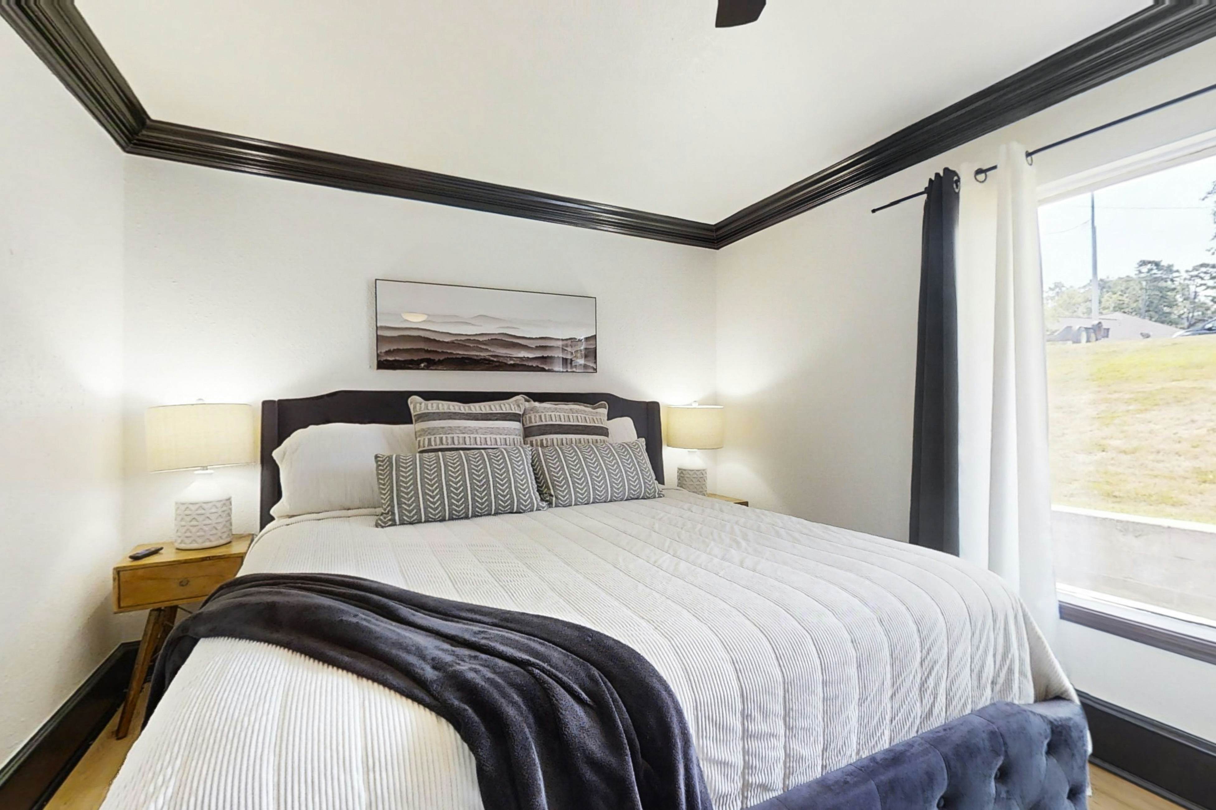 Lake Hamilton Elegance