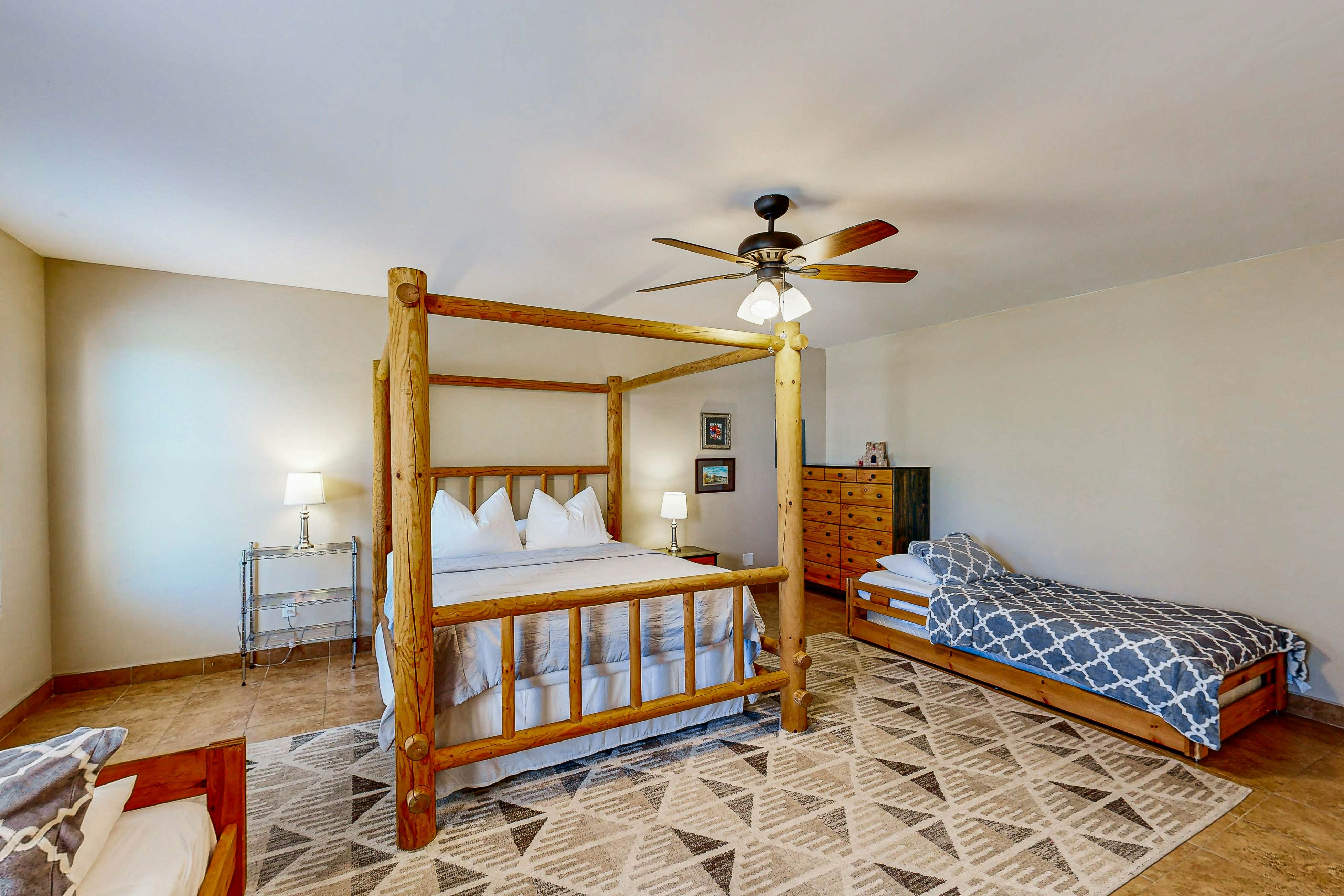 Old Santa Fe Manor - Unit A