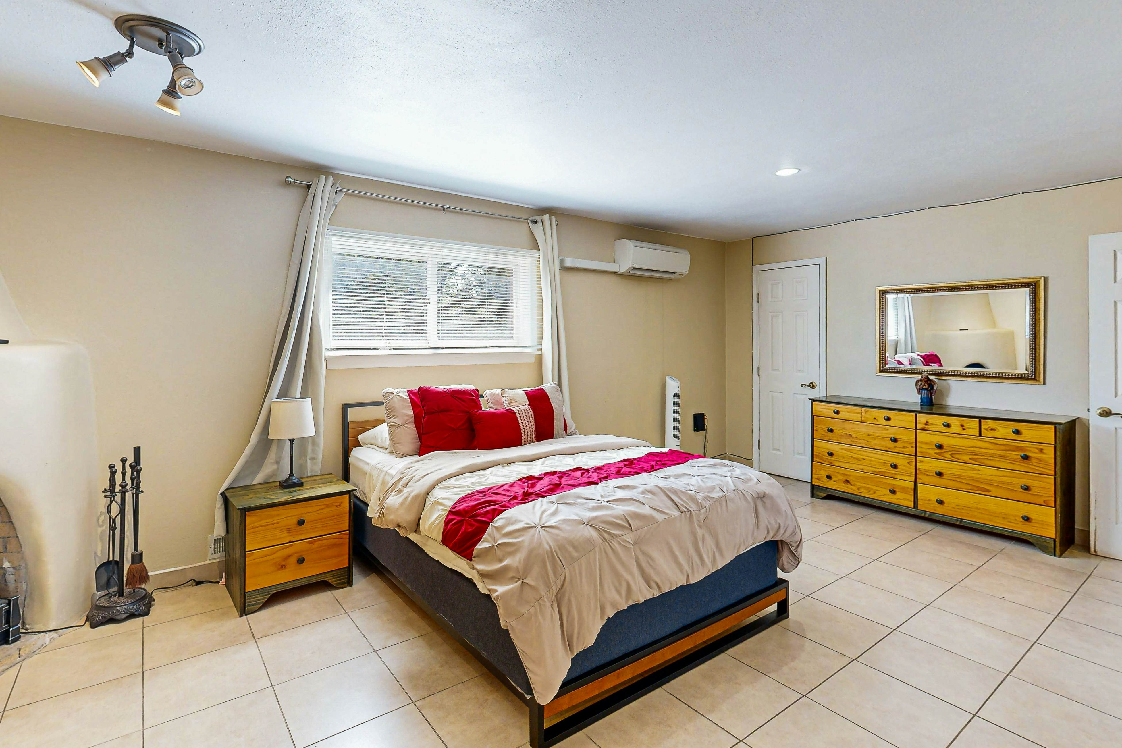 Old Santa Fe Manor - Unit A