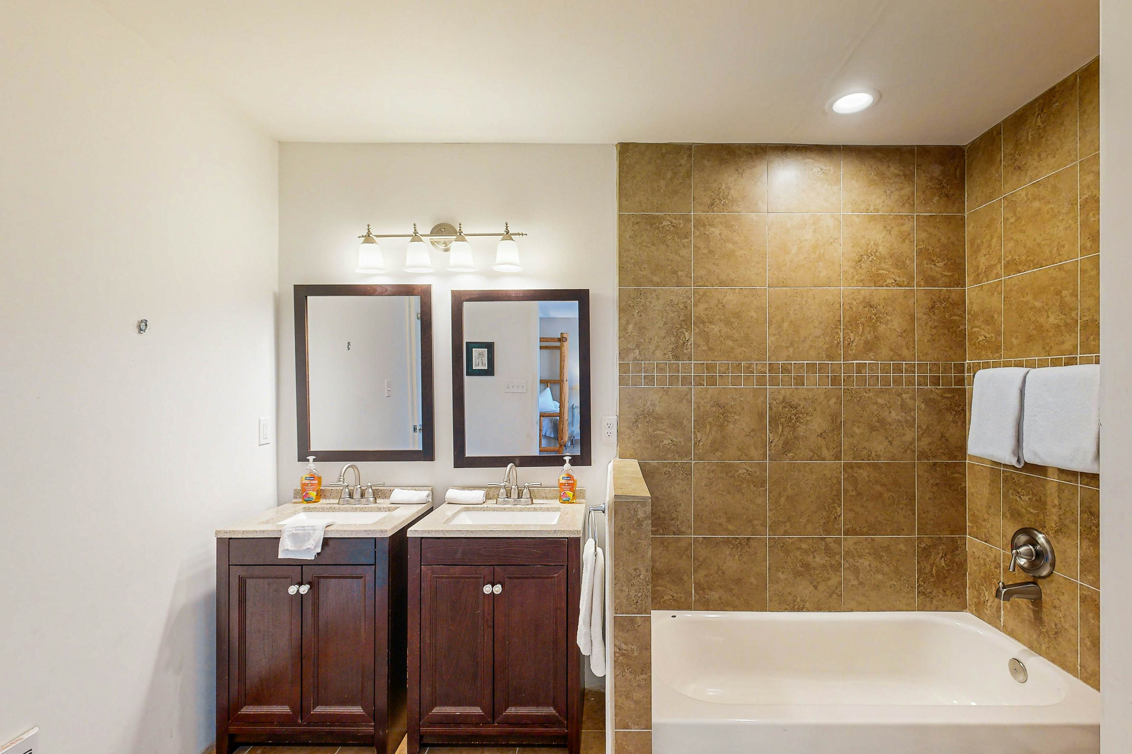 Old Santa Fe Manor - Unit A