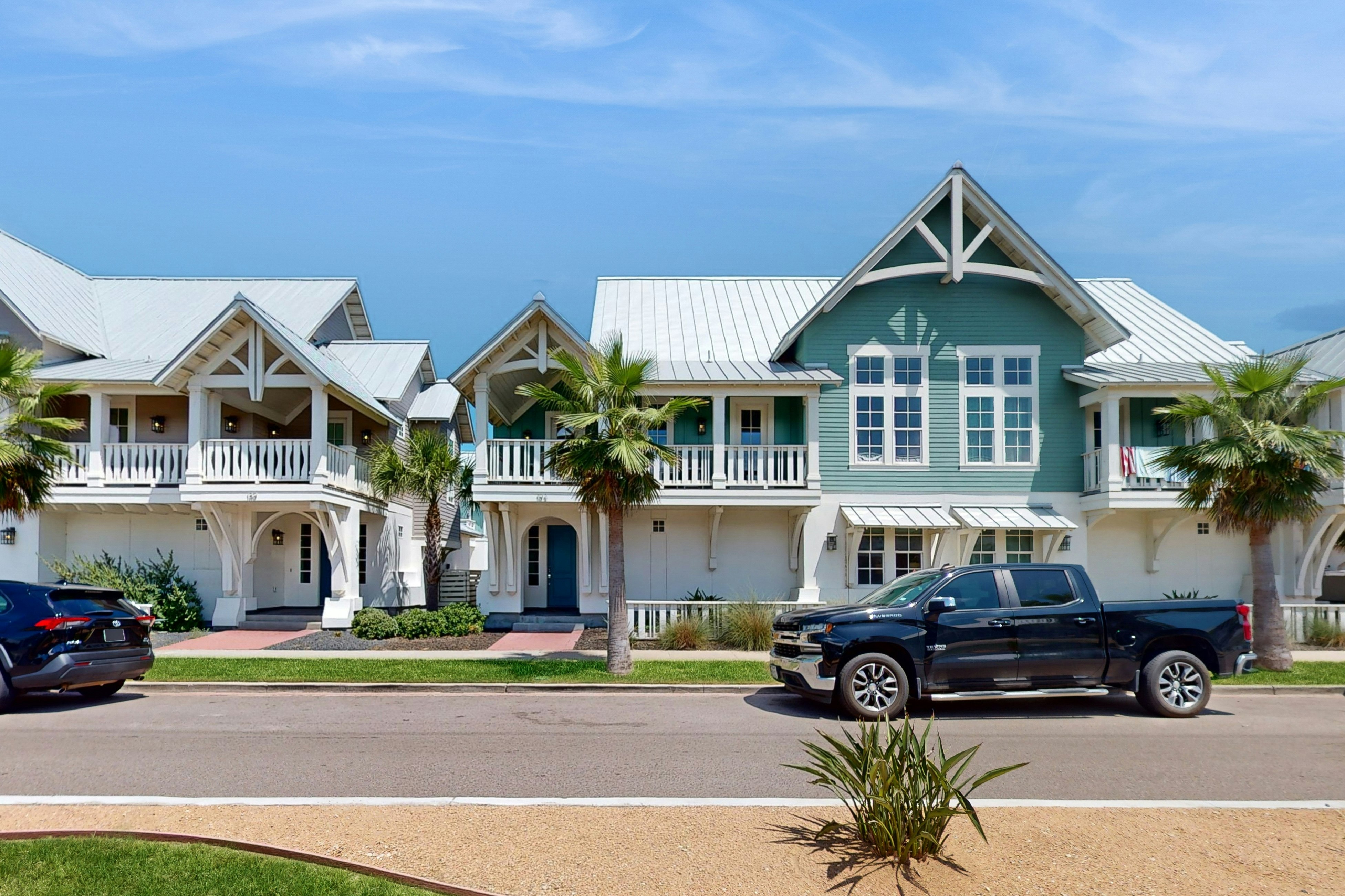 Palmilla Beach - Birdies and Bikinis