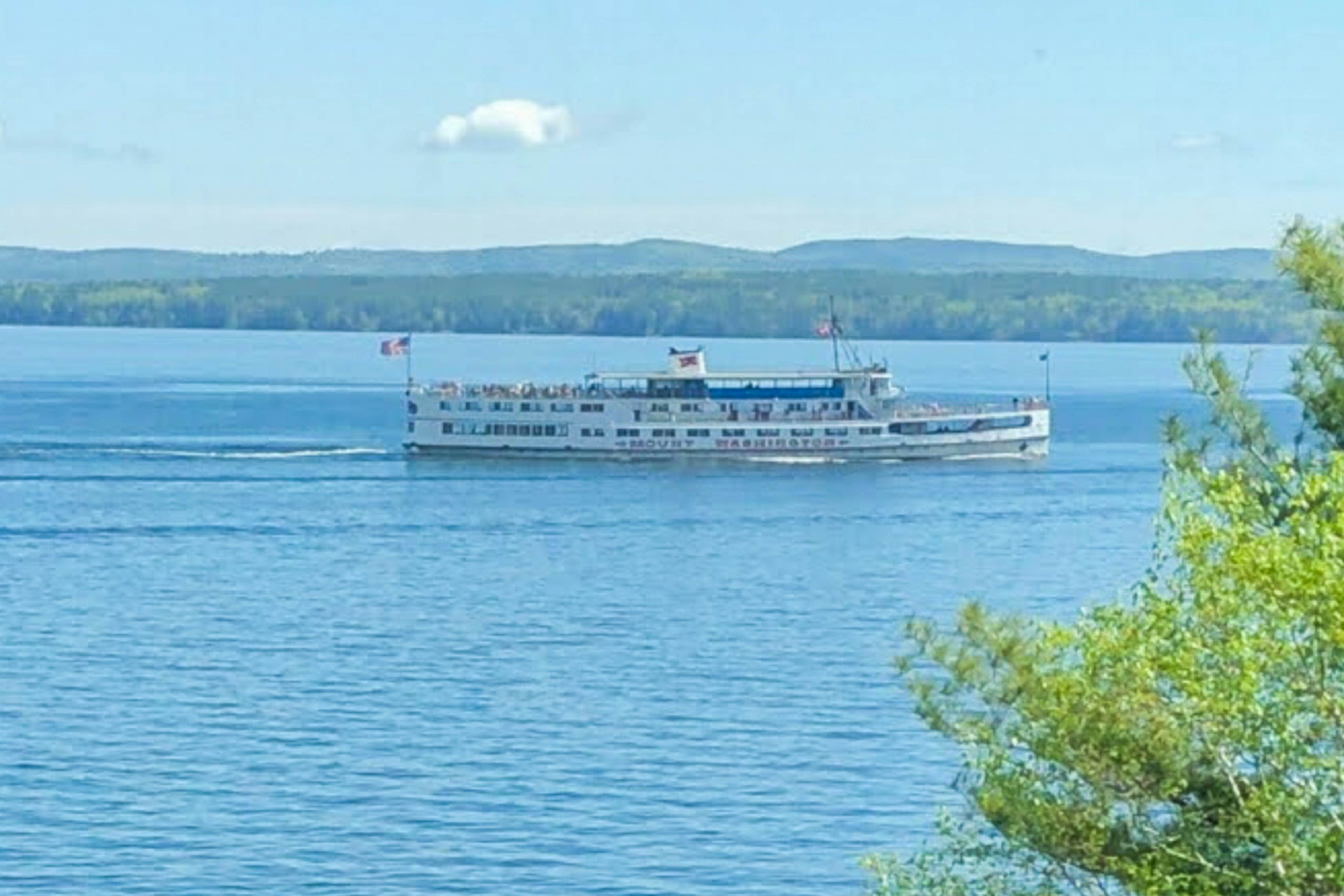 Samoset Lakefront Townhouse on Winnipesaukee