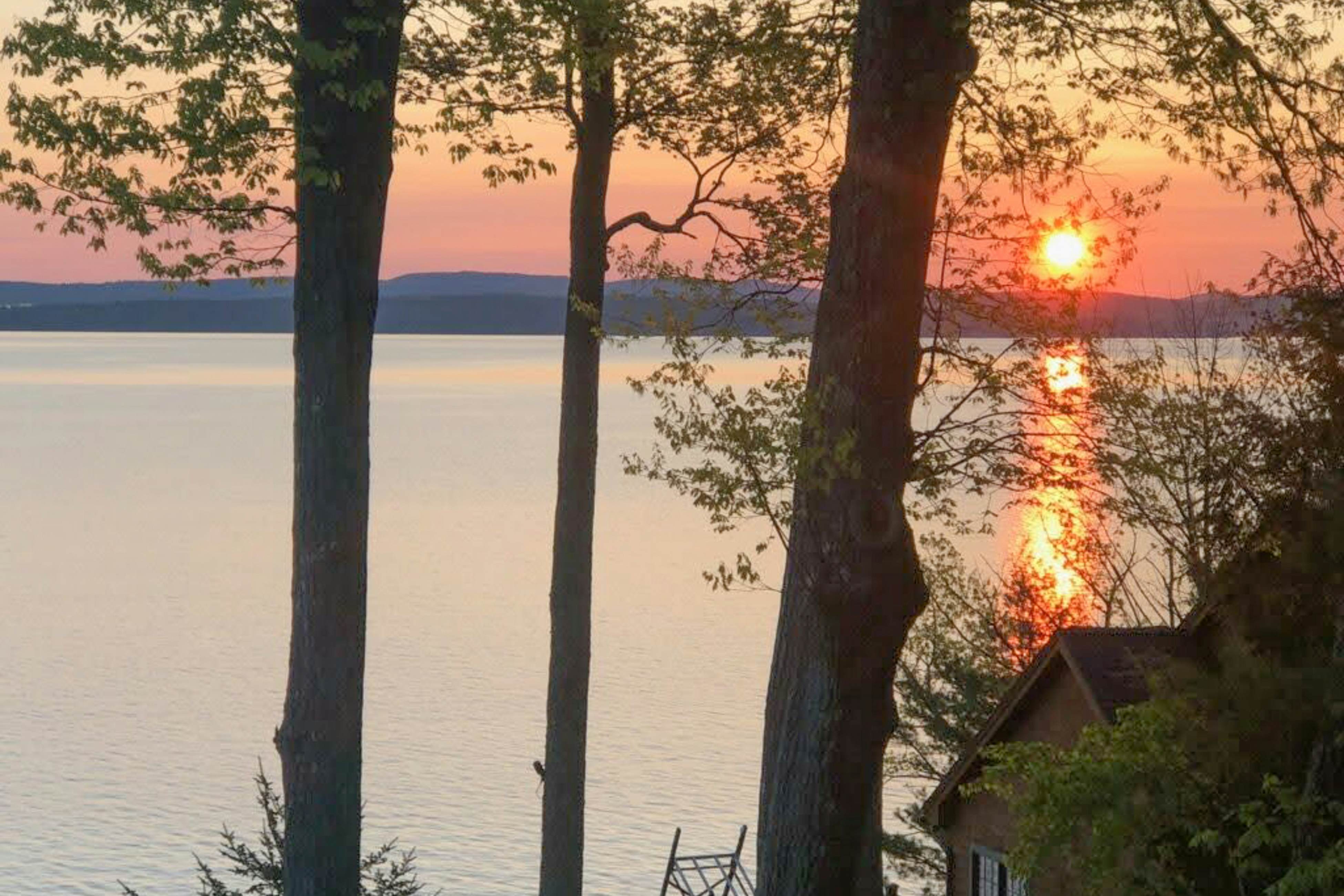 Samoset Lakefront Townhouse on Winnipesaukee