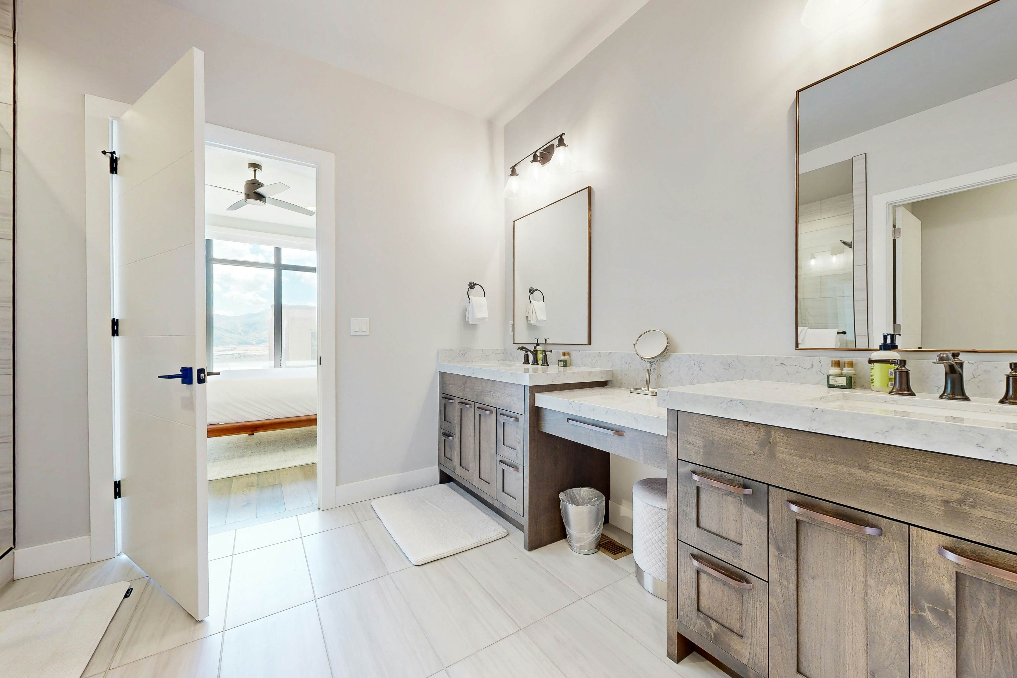 Luxury Hideout Overlook