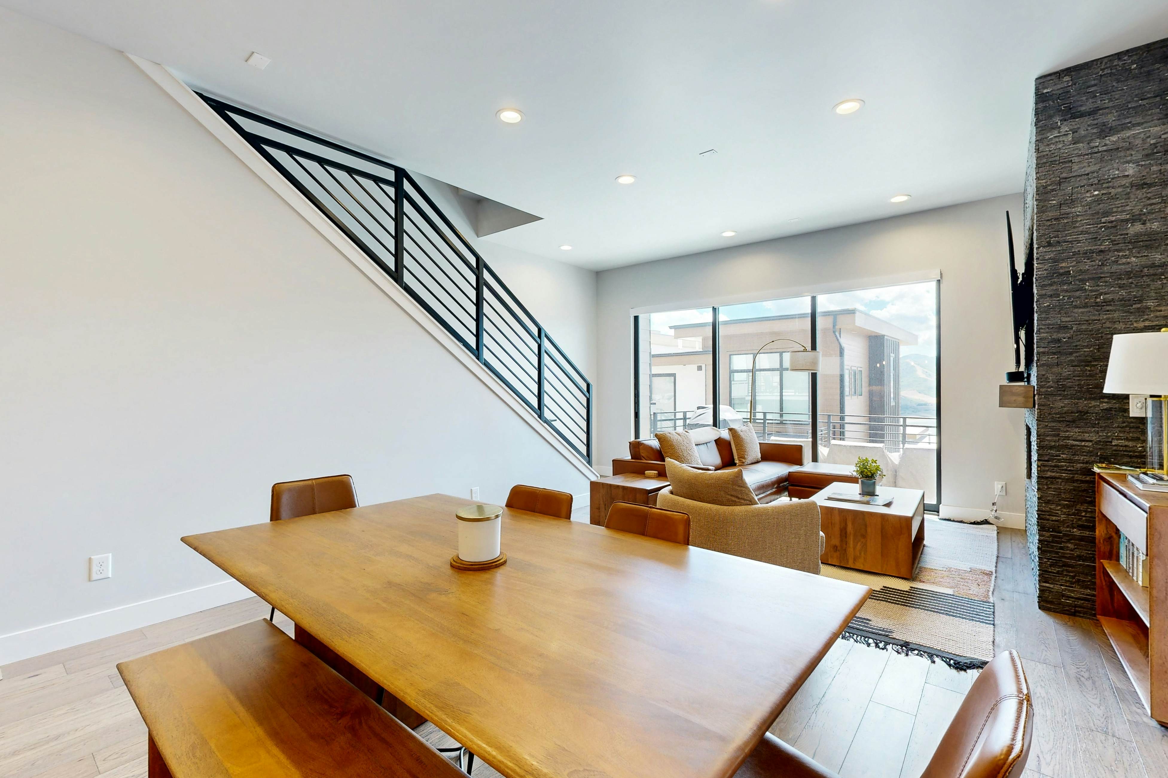 Luxury Hideout Overlook