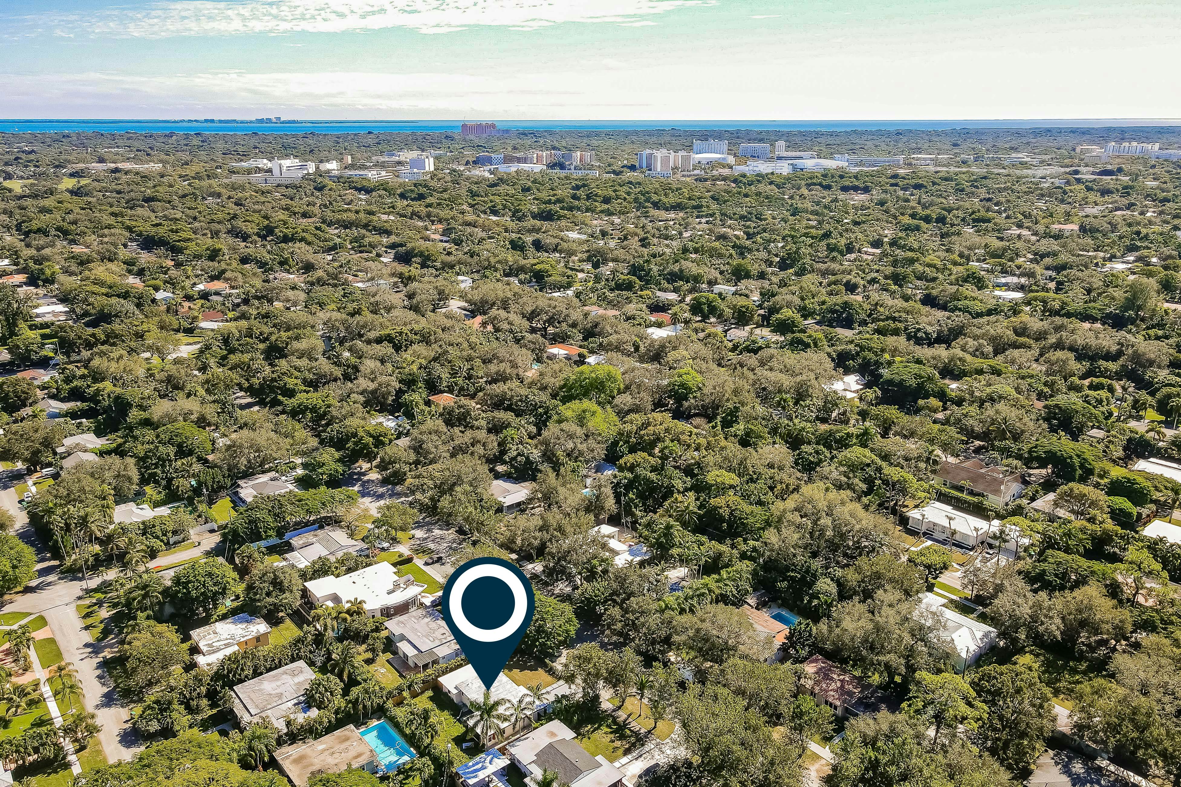 Mid-Century Modern Oasis