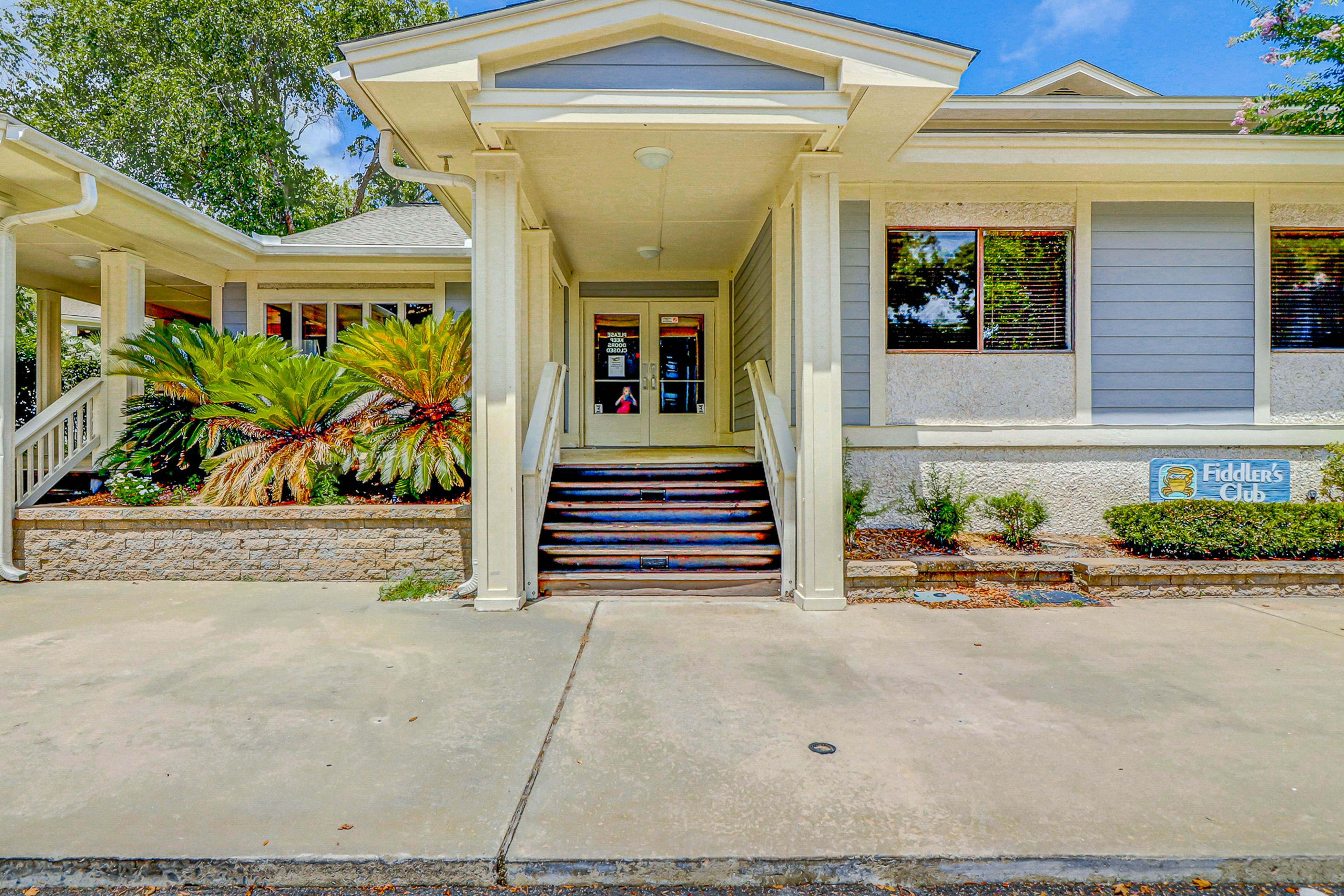 Coastal Breeze Retreat