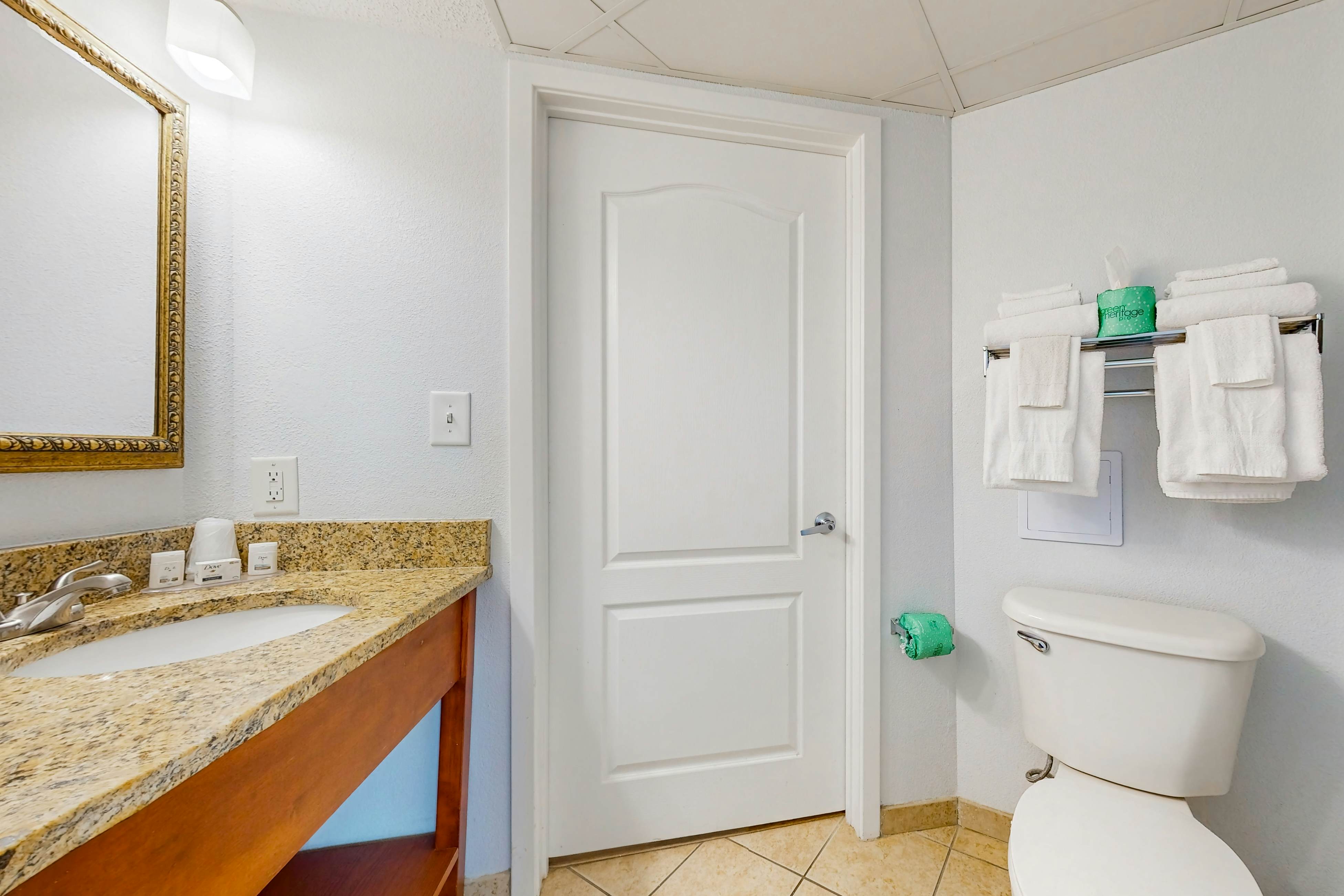 Carolinian Beach Resort 1833