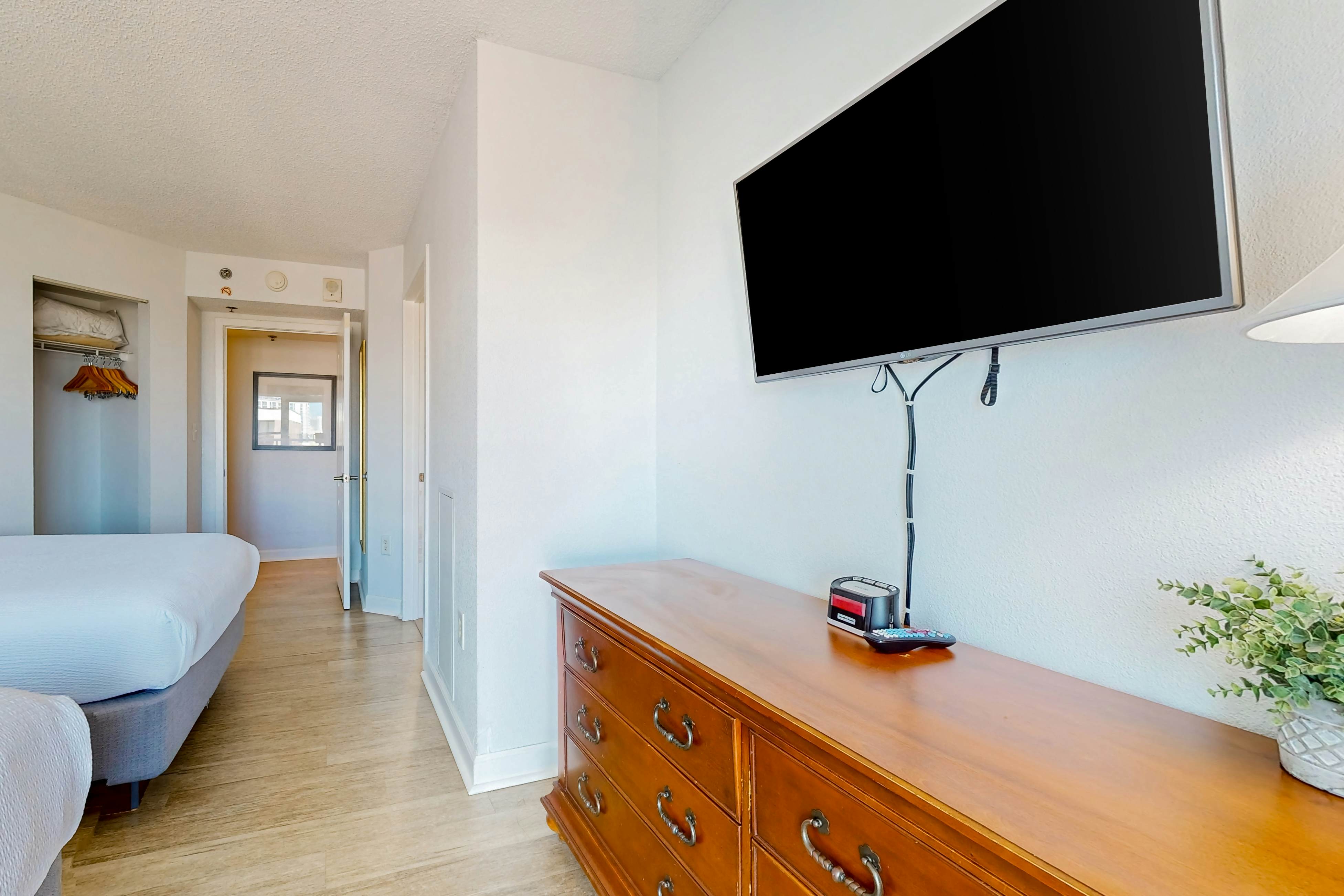 Carolinian Beach Resort 1833