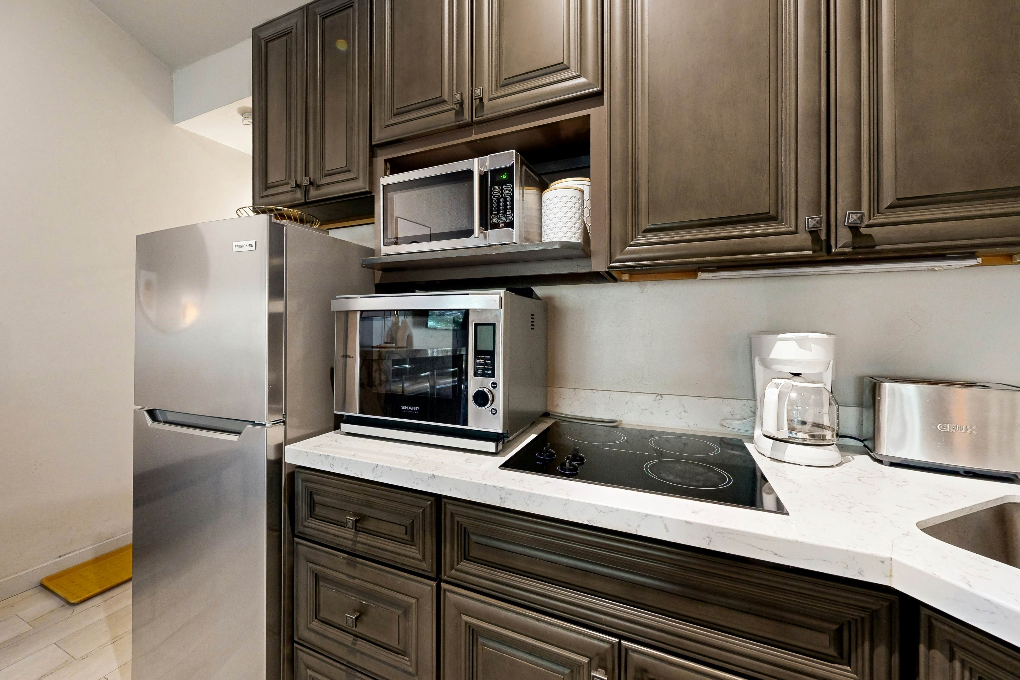 Quaint Prospector Lodge Studio #729