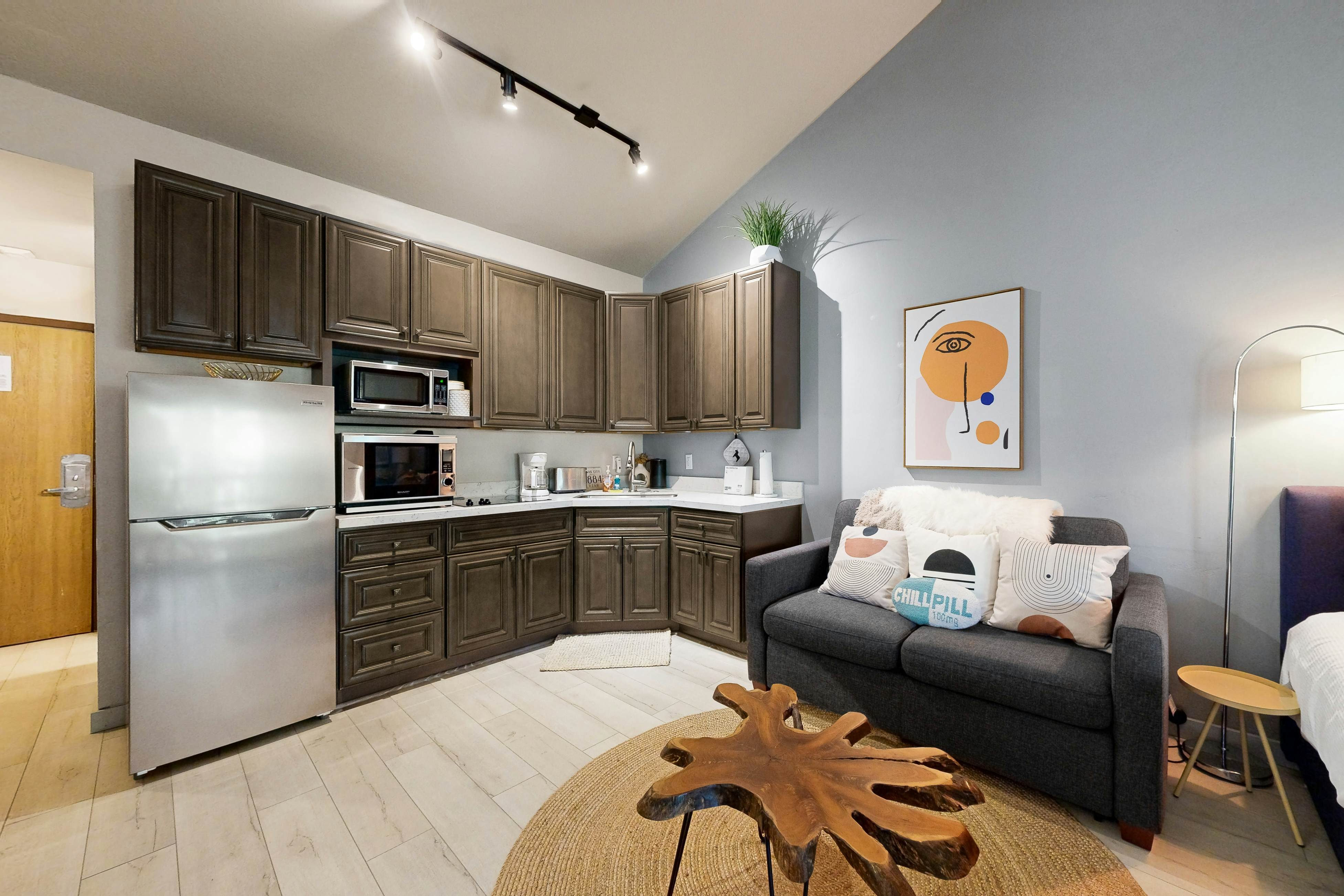 Quaint Prospector Lodge Studio #729