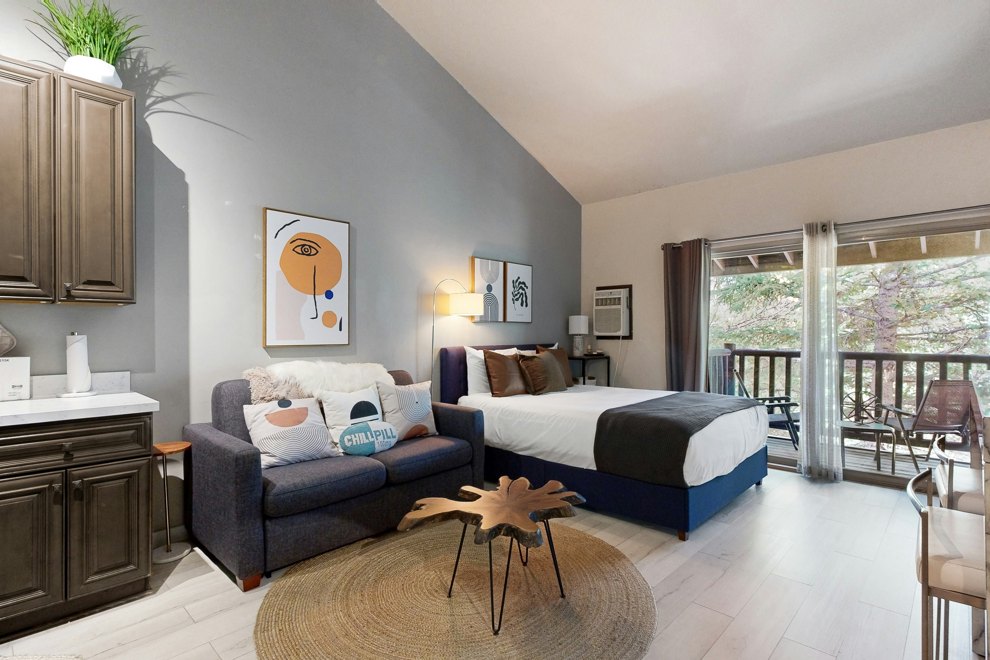 Quaint Prospector Lodge Studio #729