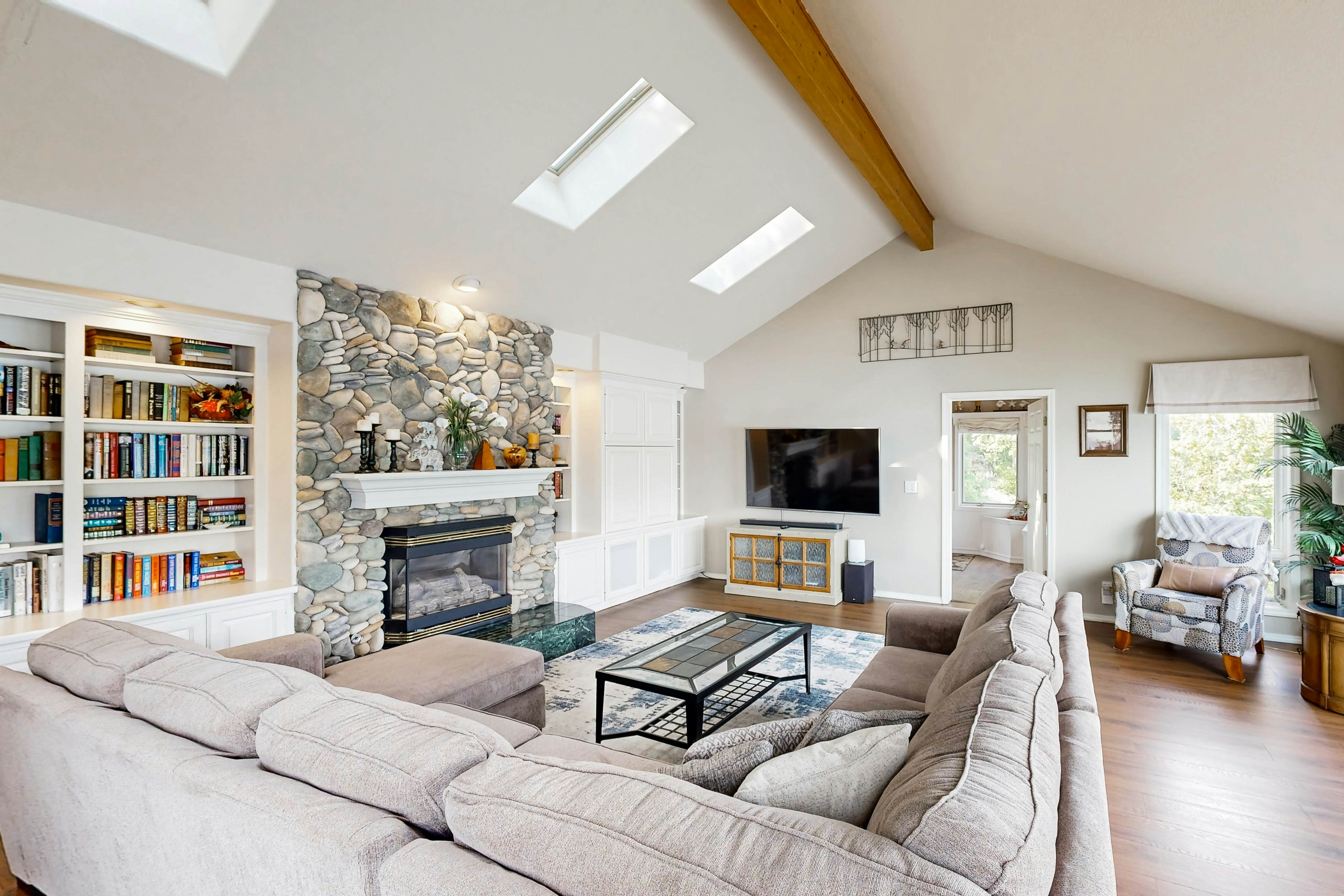 Honeysuckle Beach Retreat