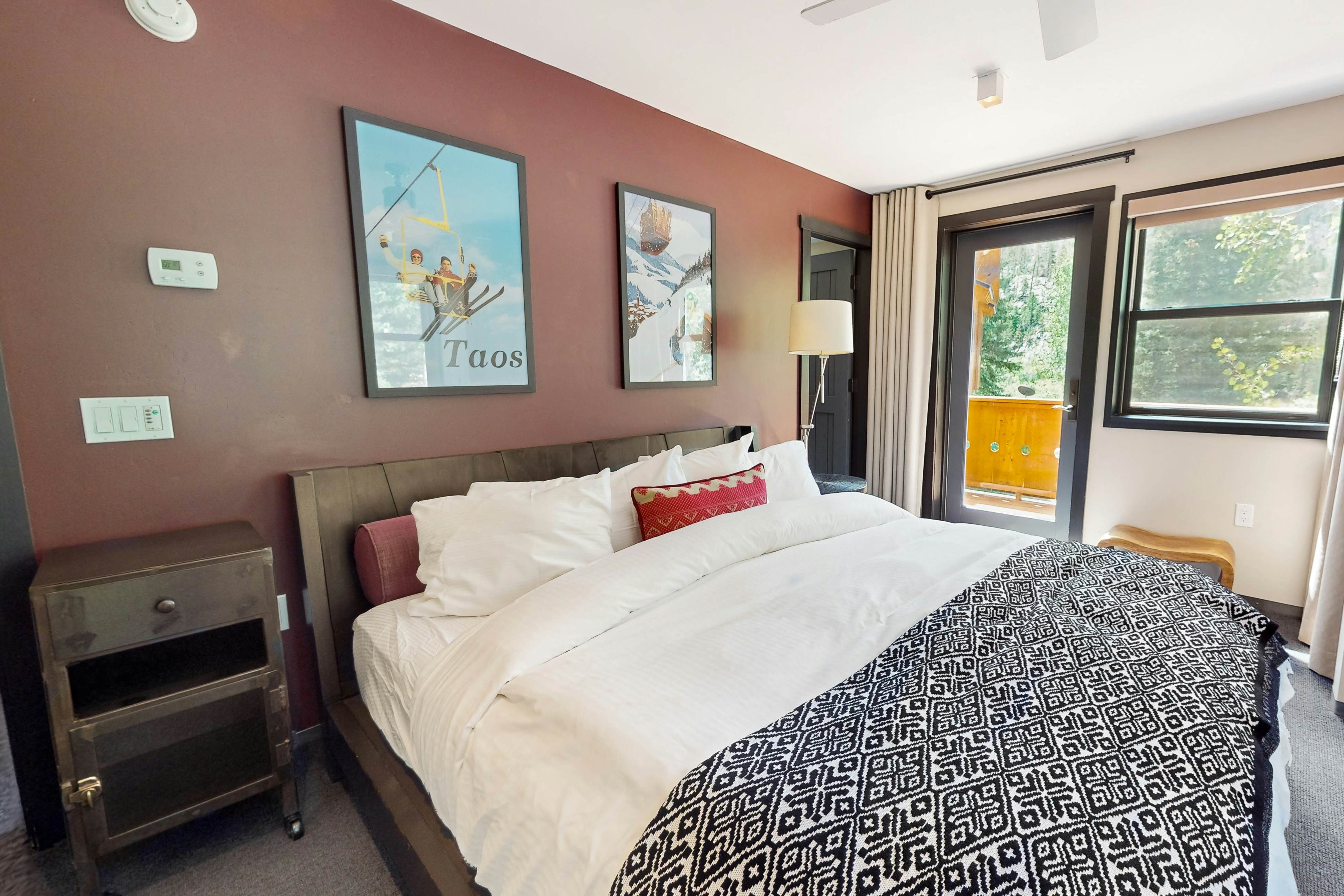 Kachina Peak View Retreat