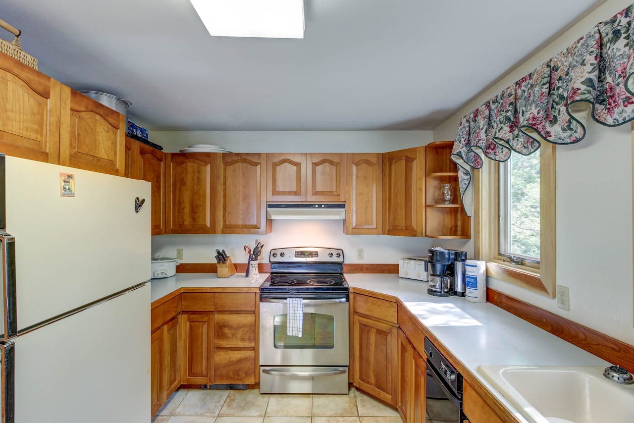 Broadlake 4 BD Vacation Rental in Colchester, VT Vacasa